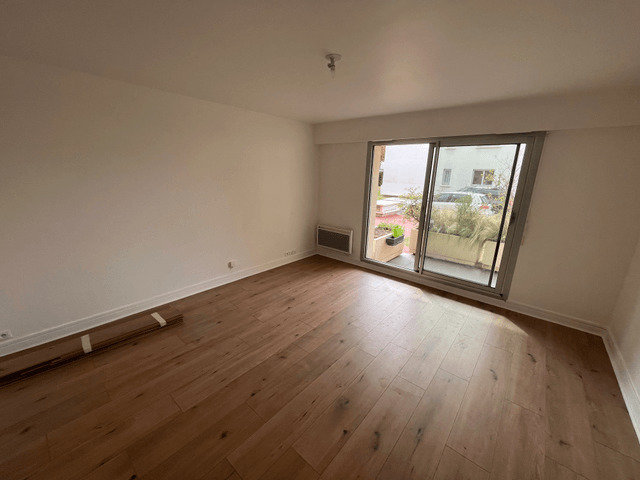 Appartement a louer  - 1 pièce(s) - 37.5 m2 - Surfyn