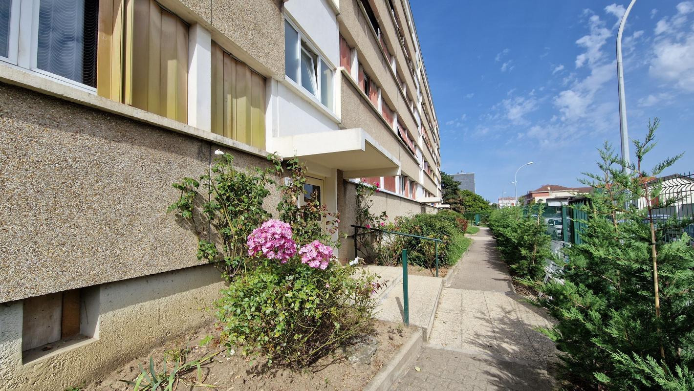 Appartement 4 pièces 64 m² Neuilly-sur-Marne