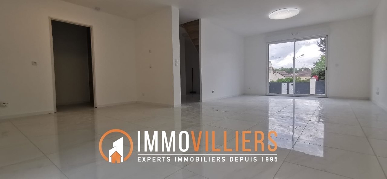 Maison 5 pièces 104 m² Coeuilly