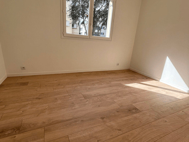 Appartement a louer  - 4 pièce(s) - 85 m2 - Surfyn