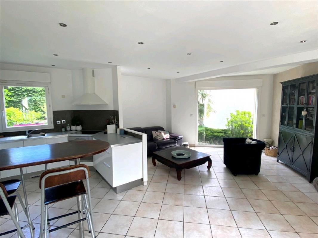 Maison a vendre  - 5 pièce(s) - 109 m2 - Surfyn