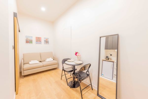 Appartement a louer paris-16e-arrondissement - 2 pièce(s) - 12 m2 - Surfyn