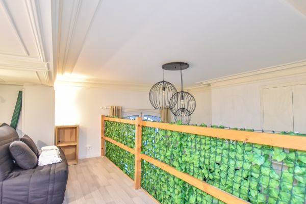 Appartement a louer paris-16e-arrondissement - 4 pièce(s) - 50 m2 - Surfyn