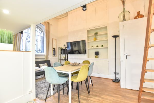 Appartement a louer paris-16e-arrondissement - 4 pièce(s) - 50 m2 - Surfyn