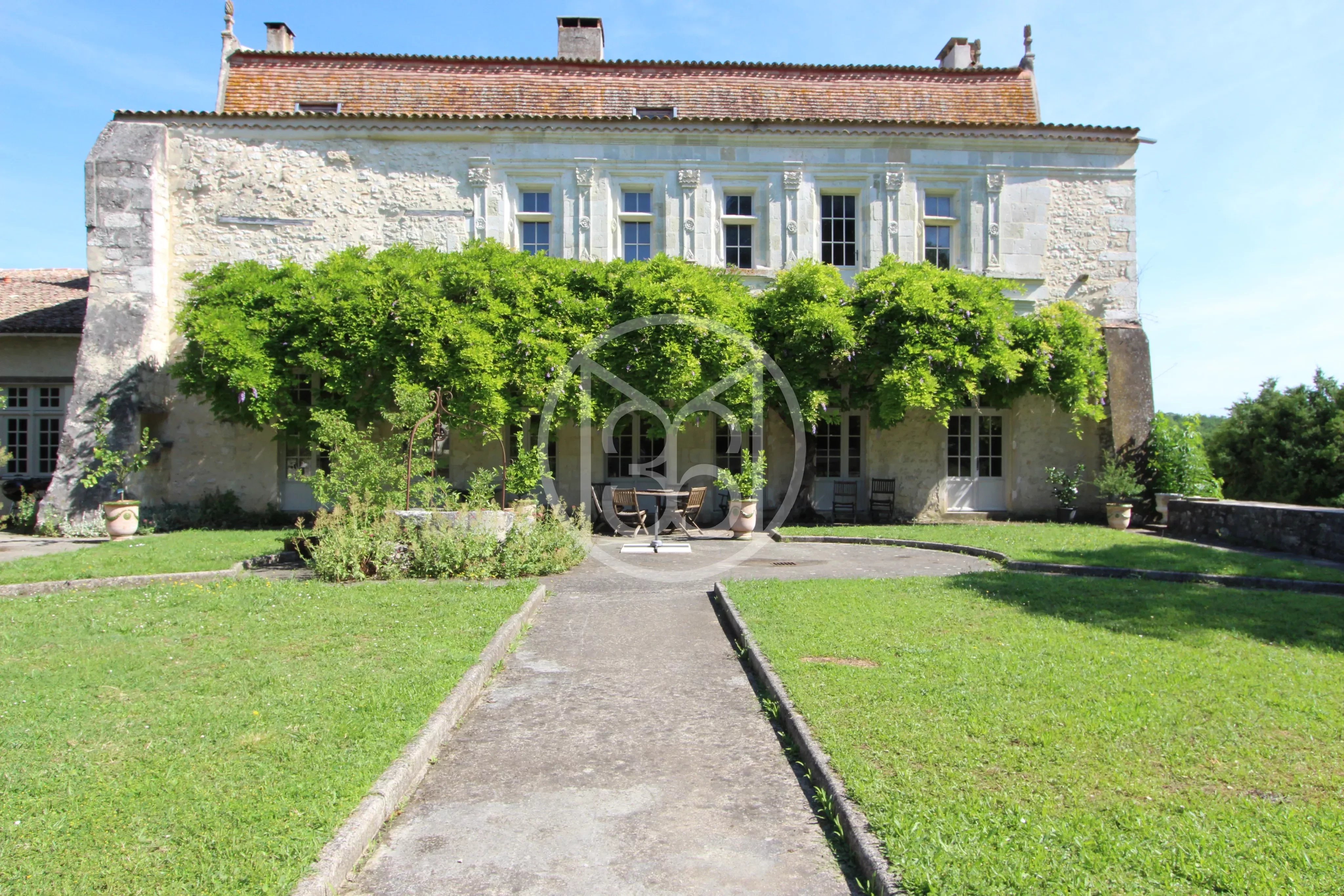 Maison 15 pièces 780 m² Bordeaux