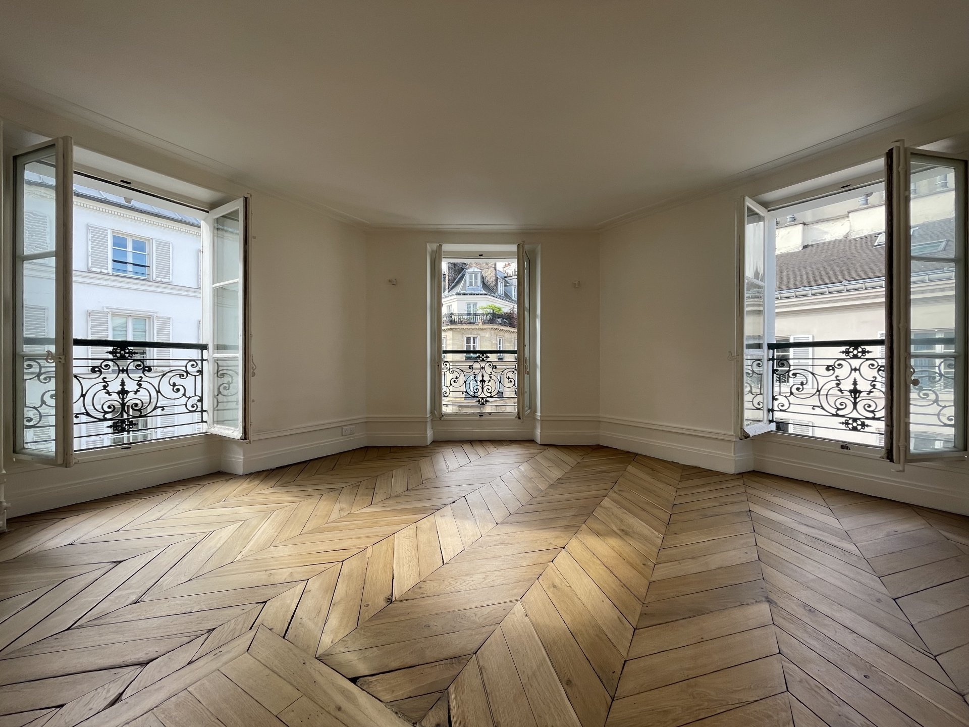Appartement a vendre paris-6e-arrondissement - 5 pièce(s) - 121.59 m2 - Surfyn