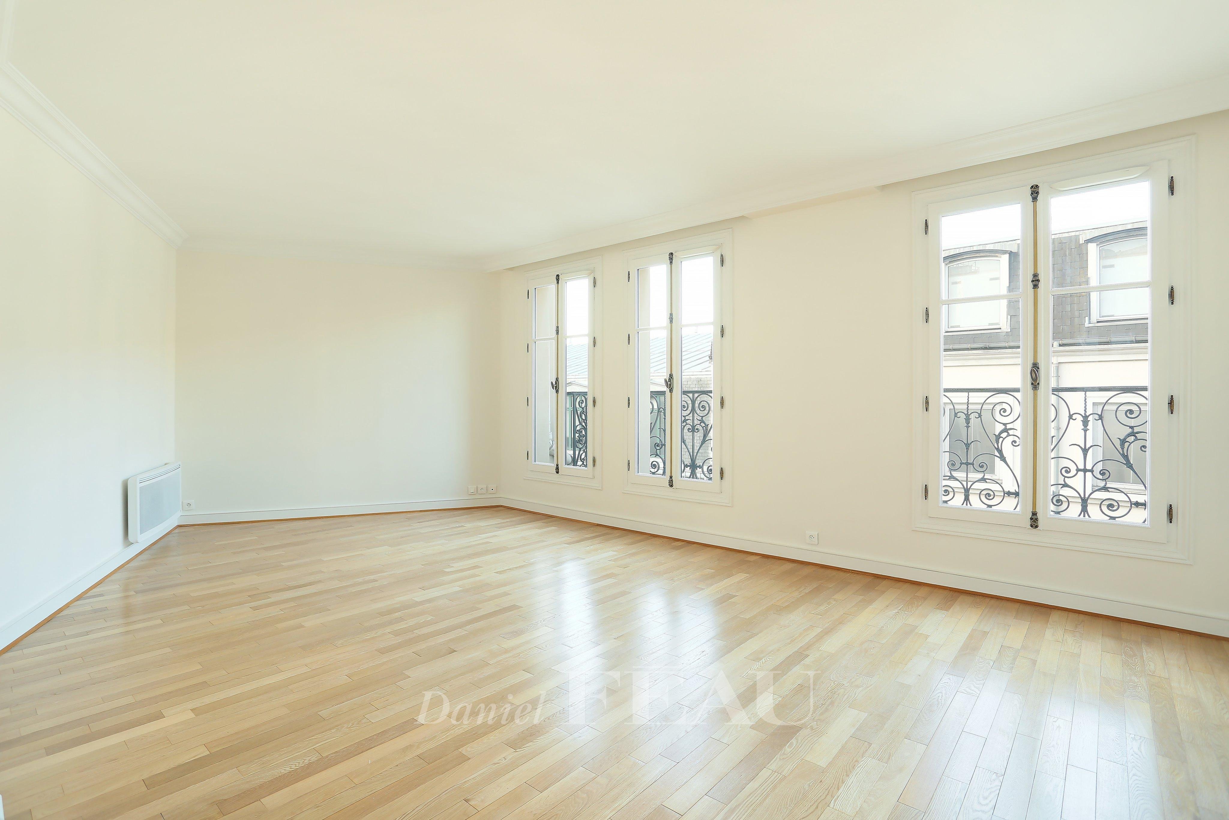 Appartement a louer paris-6e-arrondissement - 4 pièce(s) - 97.3 m2 - Surfyn