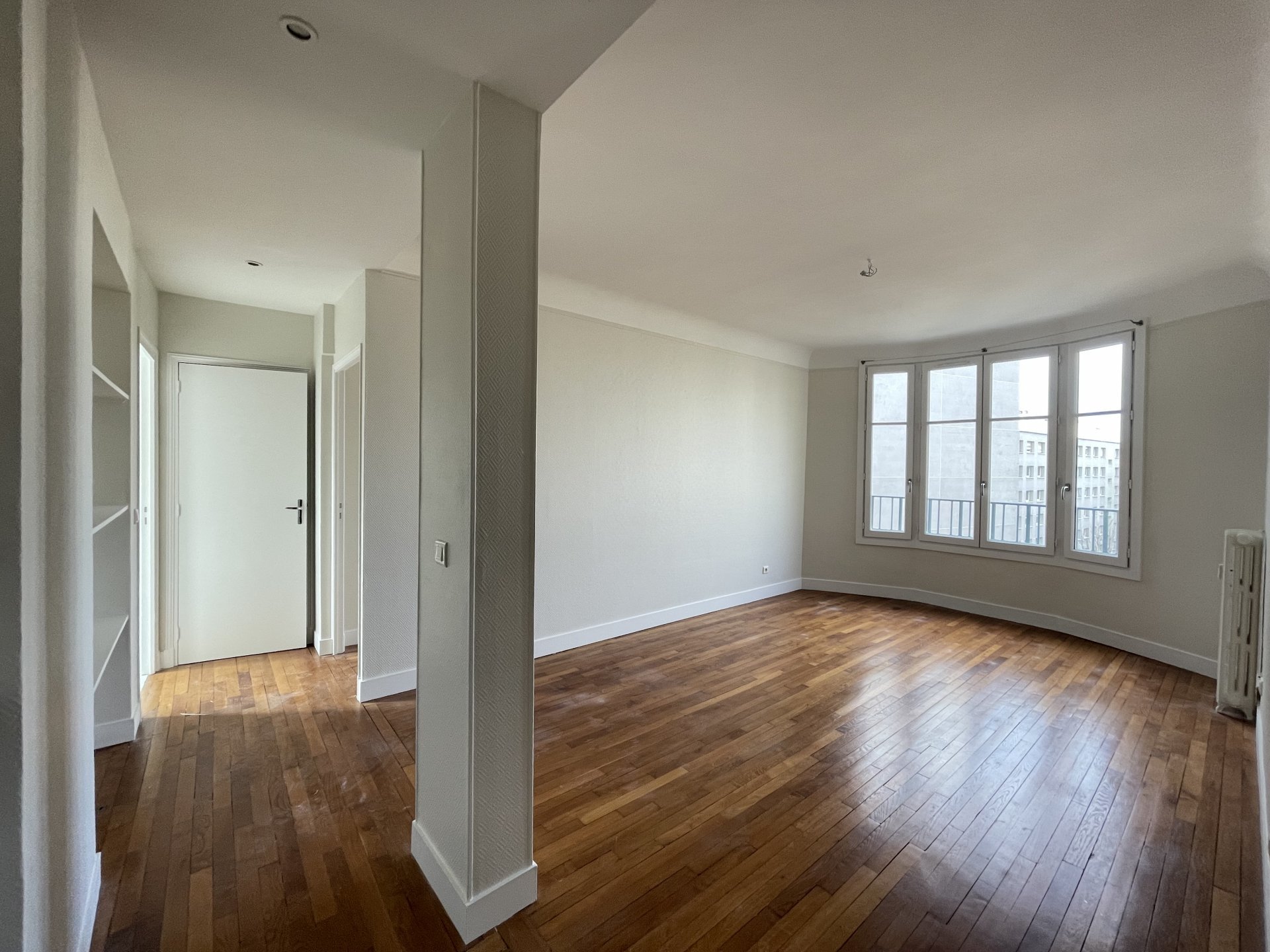 Appartement a louer paris-15e-arrondissement - 2 pièce(s) - 43.15 m2 - Surfyn