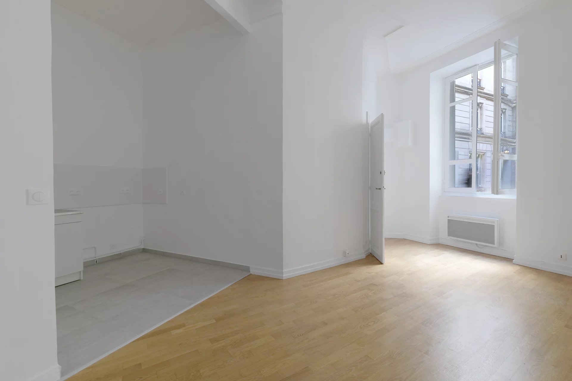 Appartement a louer paris-8e-arrondissement - 1 pièce(s) - 27.3 m2 - Surfyn