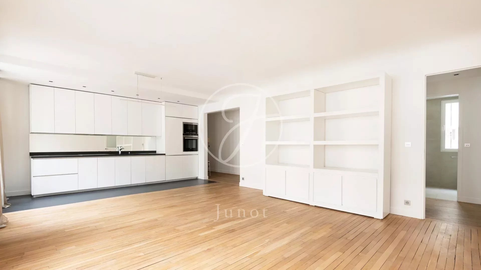 Appartement a louer paris-16e-arrondissement - 4 pièce(s) - 100 m2 - Surfyn