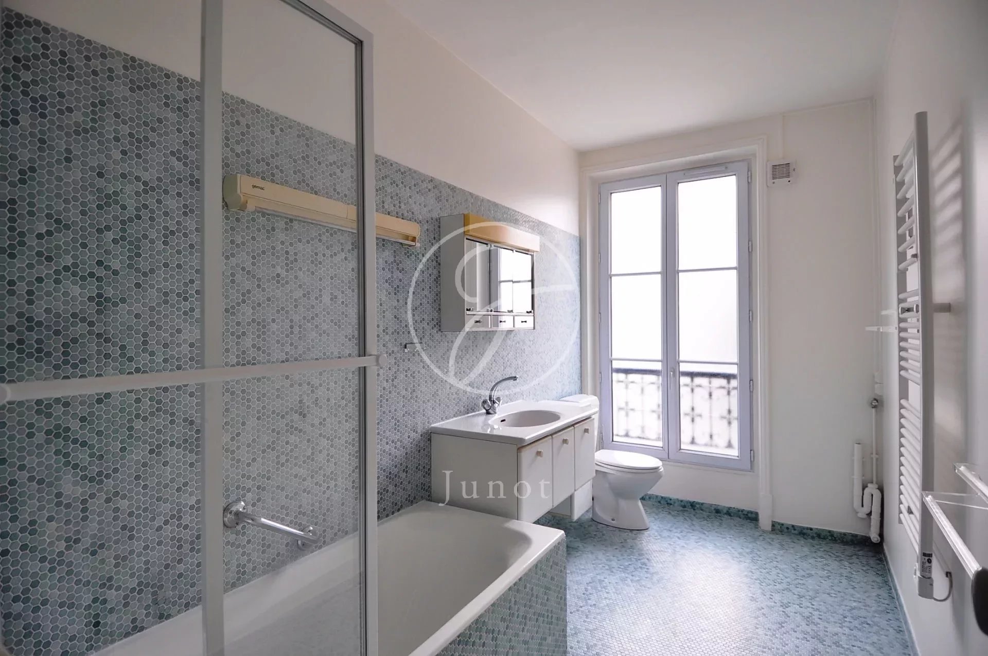 Appartement a louer paris-11e-arrondissement - 2 pièce(s) - 47.81 m2 - Surfyn