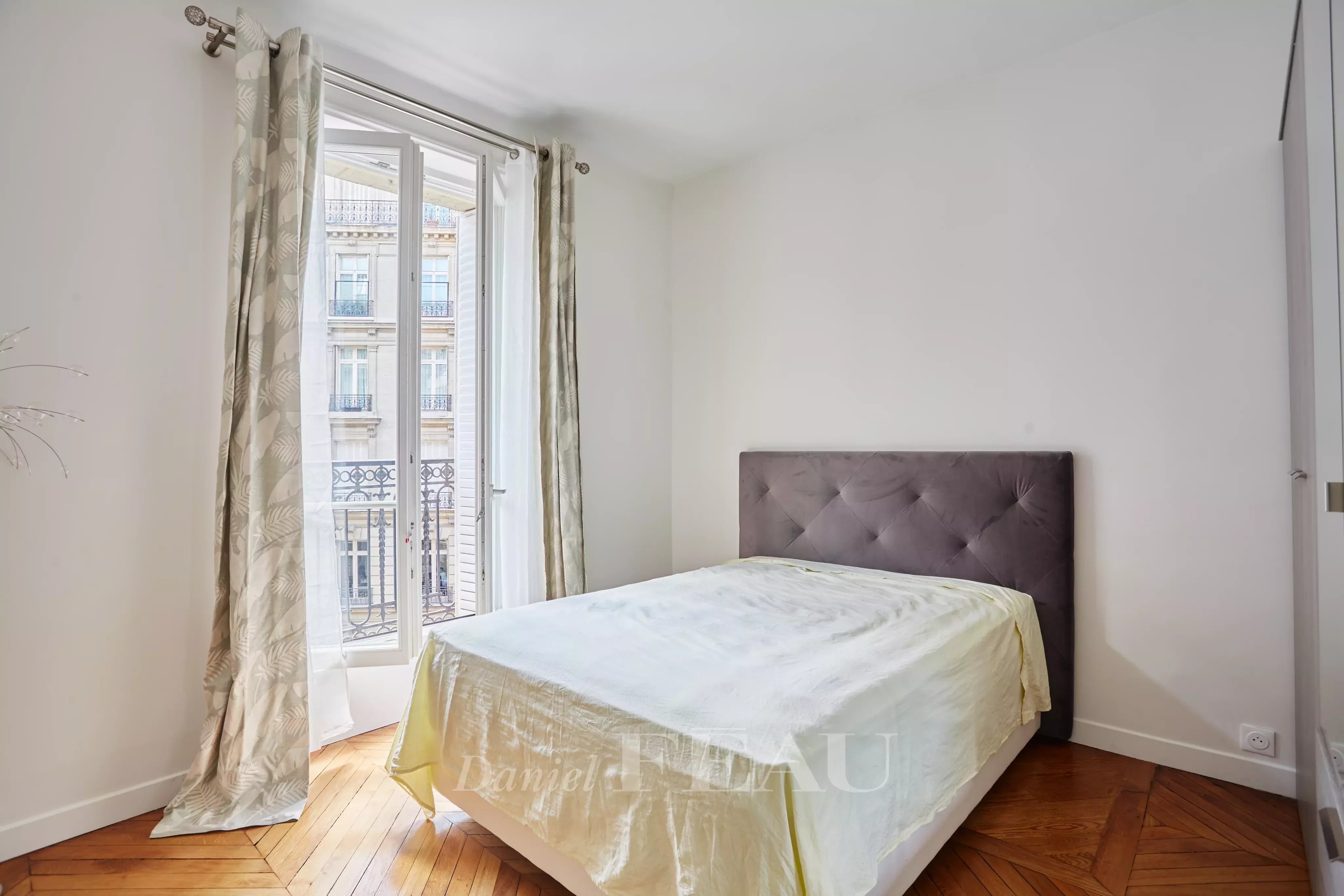 Appartement a louer paris-16e-arrondissement - 4 pièce(s) - 117 m2 - Surfyn