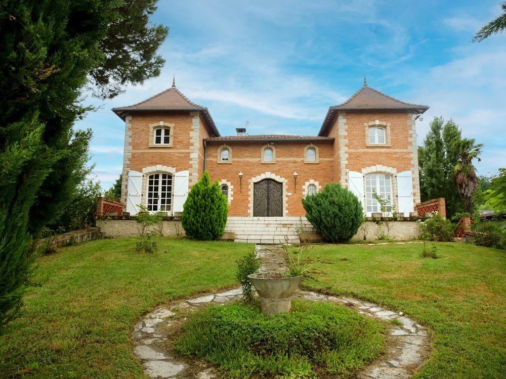 Maison 16 pièces 450 m² Montauban