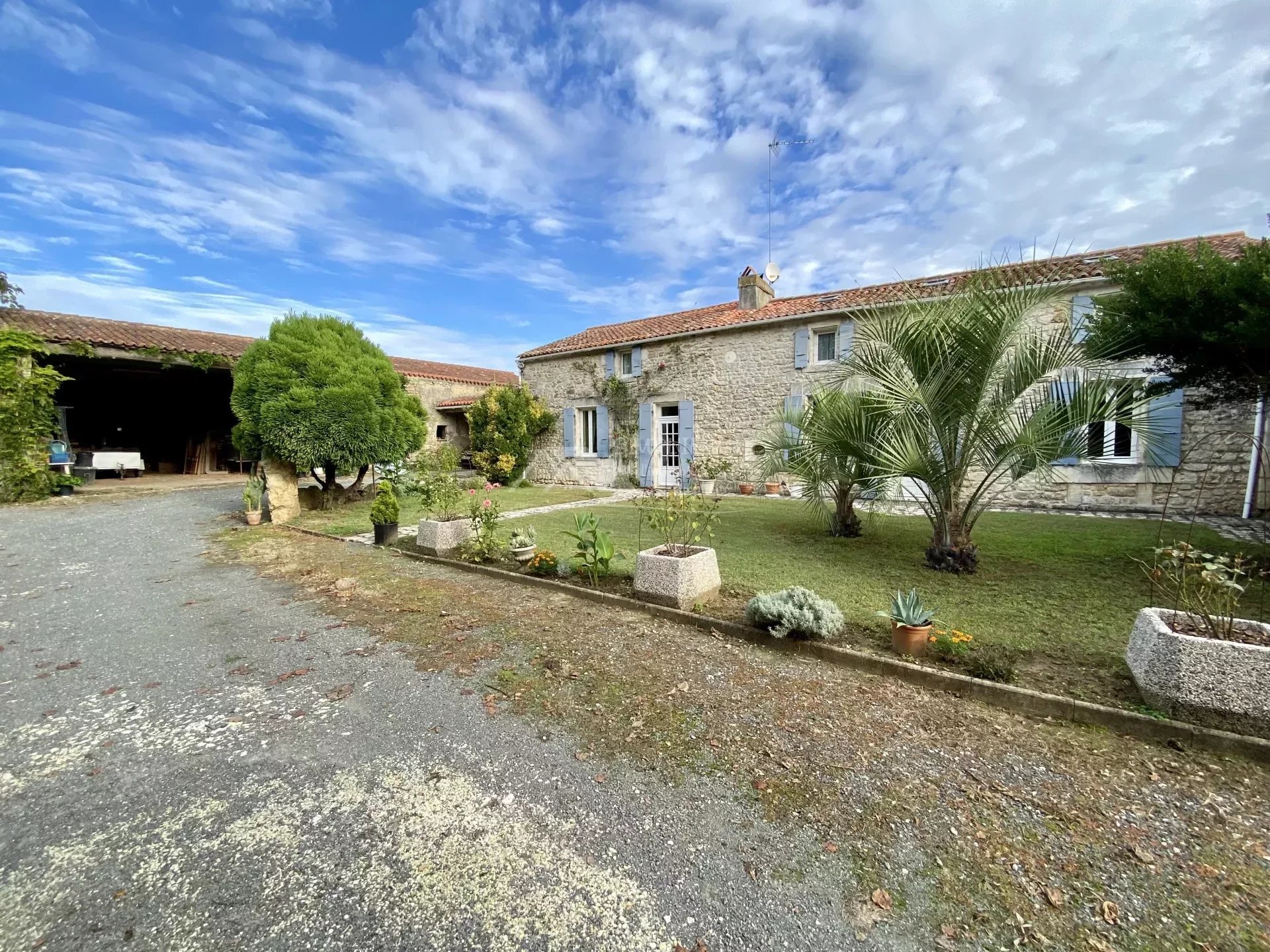Maison 7 pièces 262 m² Tonnay-Charente