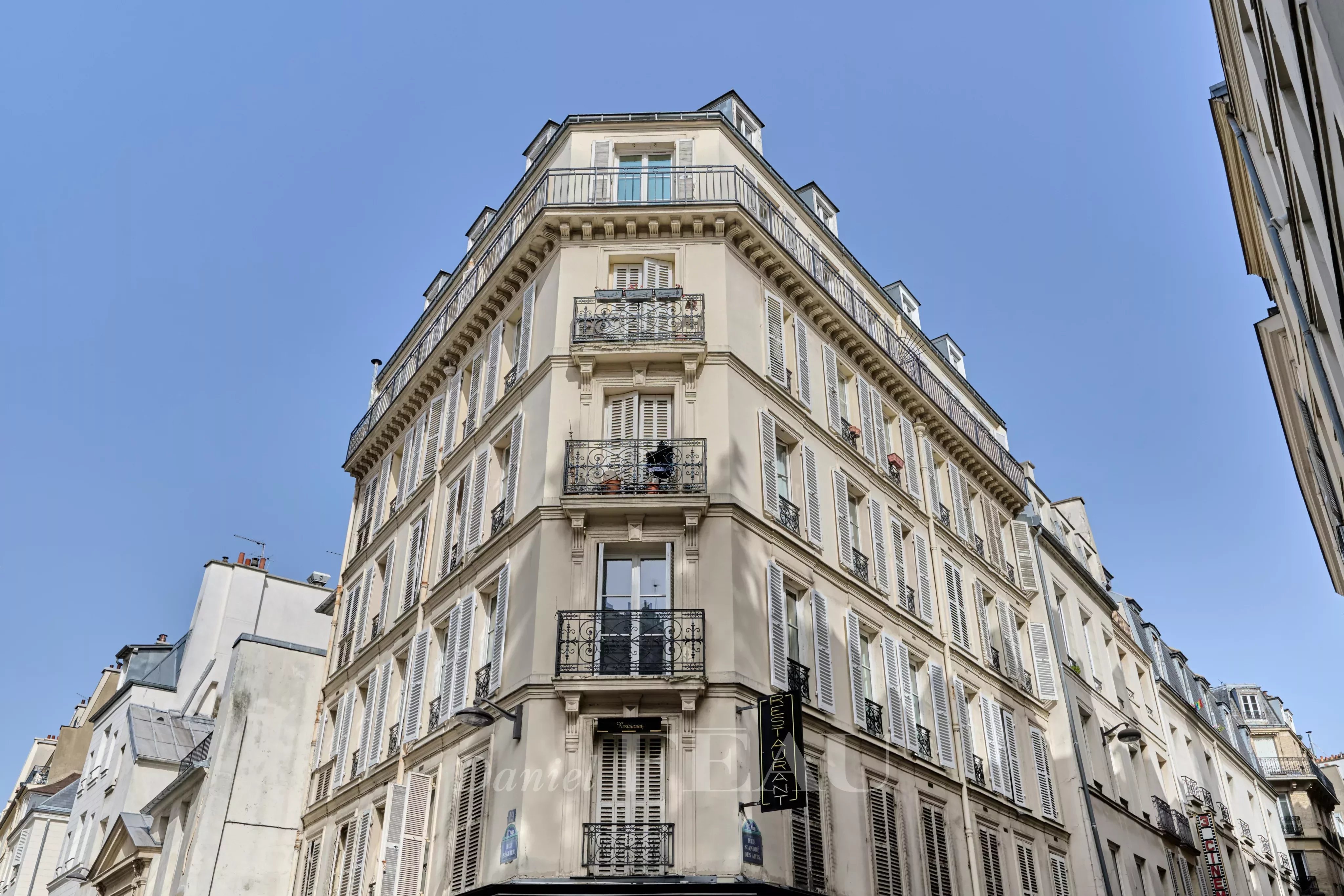 Appartement a louer paris-6e-arrondissement - 3 pièce(s) - 86.05 m2 - Surfyn