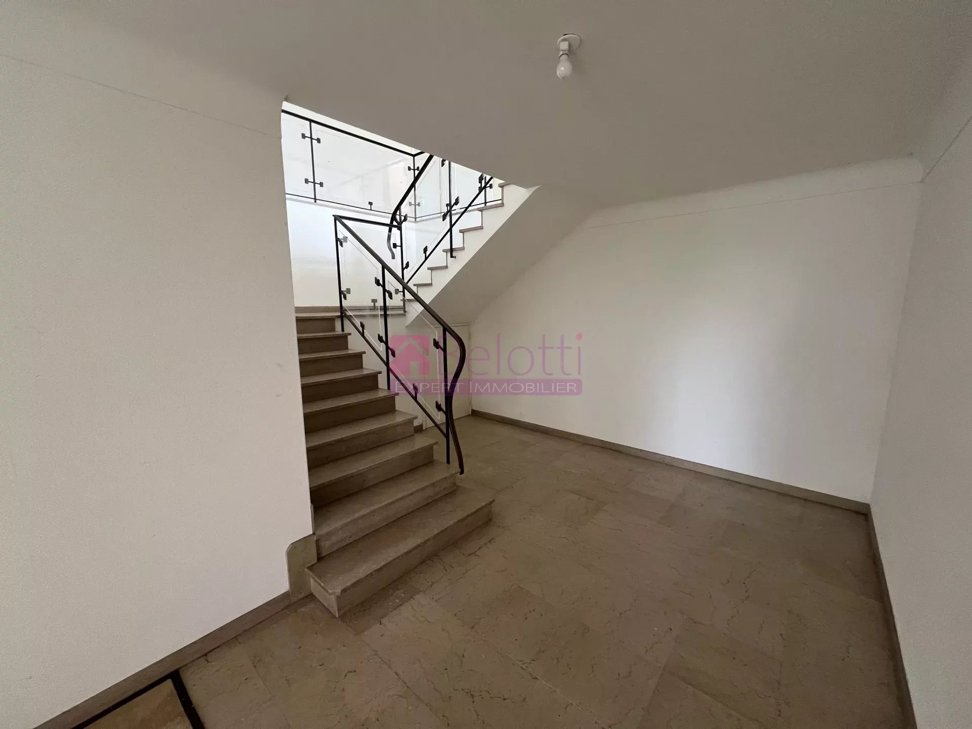 Maison 9 pièces 271 m² Portet-sur-Garonne