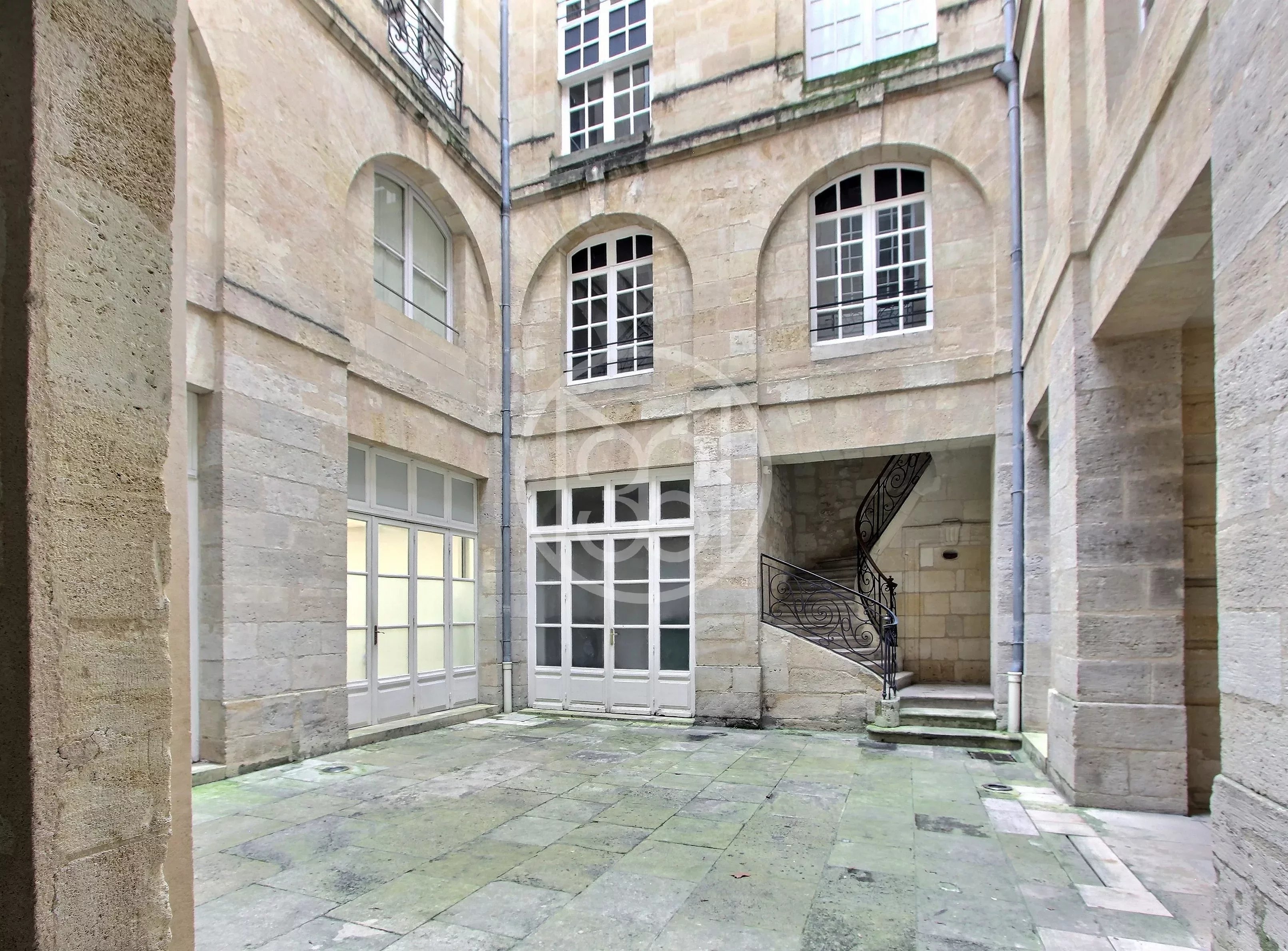 Appartement 3 pièces 122 m² Bordeaux