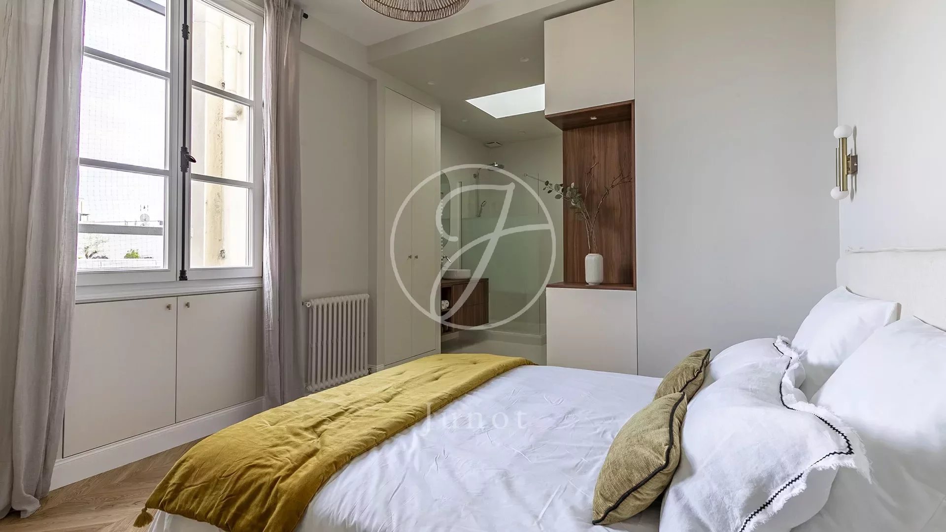 Appartement a vendre  - 5 pièce(s) - 117.72 m2 - Surfyn
