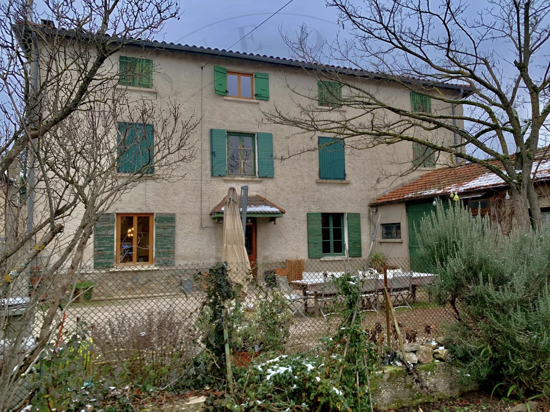 Maison 6 pièces 180 m² Grézieu-la-Varenne