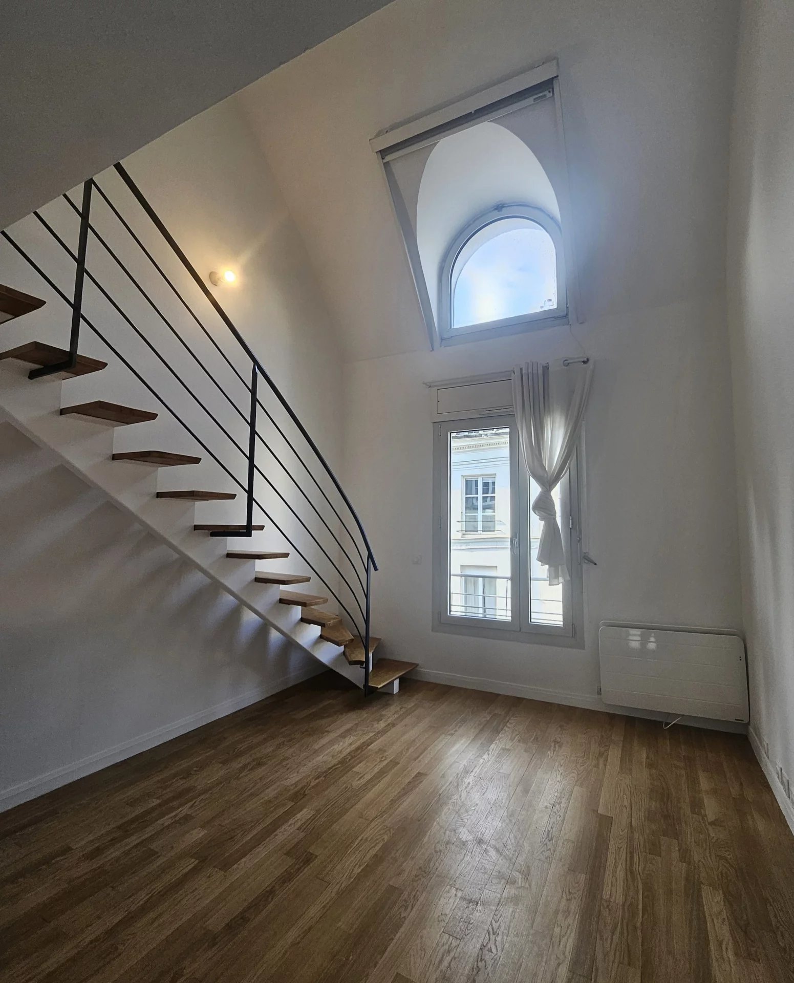 Appartement a louer  - 1 pièce(s) - 33.35 m2 - Surfyn
