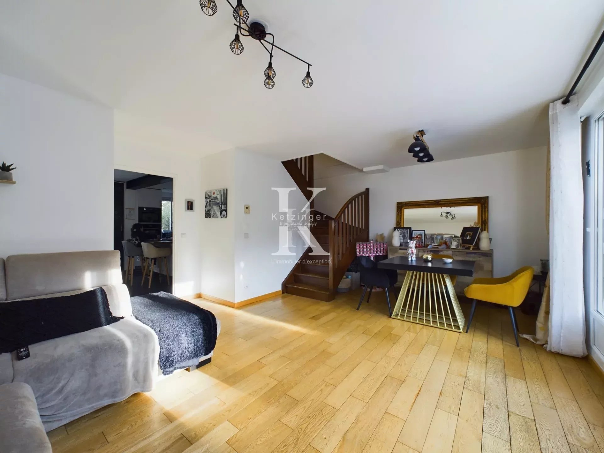 Maison a louer gennevilliers - 7 pièce(s) - 122 m2 - Surfyn