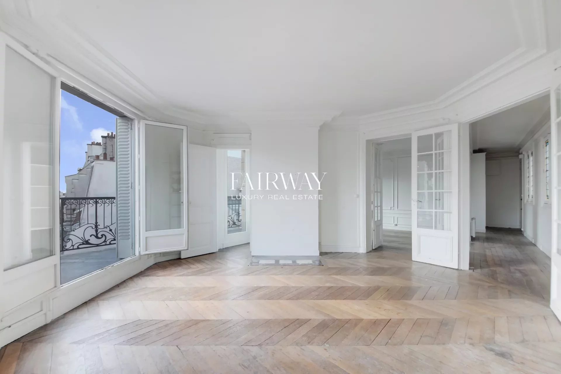 Appartement a louer paris-8e-arrondissement - 5 pièce(s) - 79 m2 - Surfyn