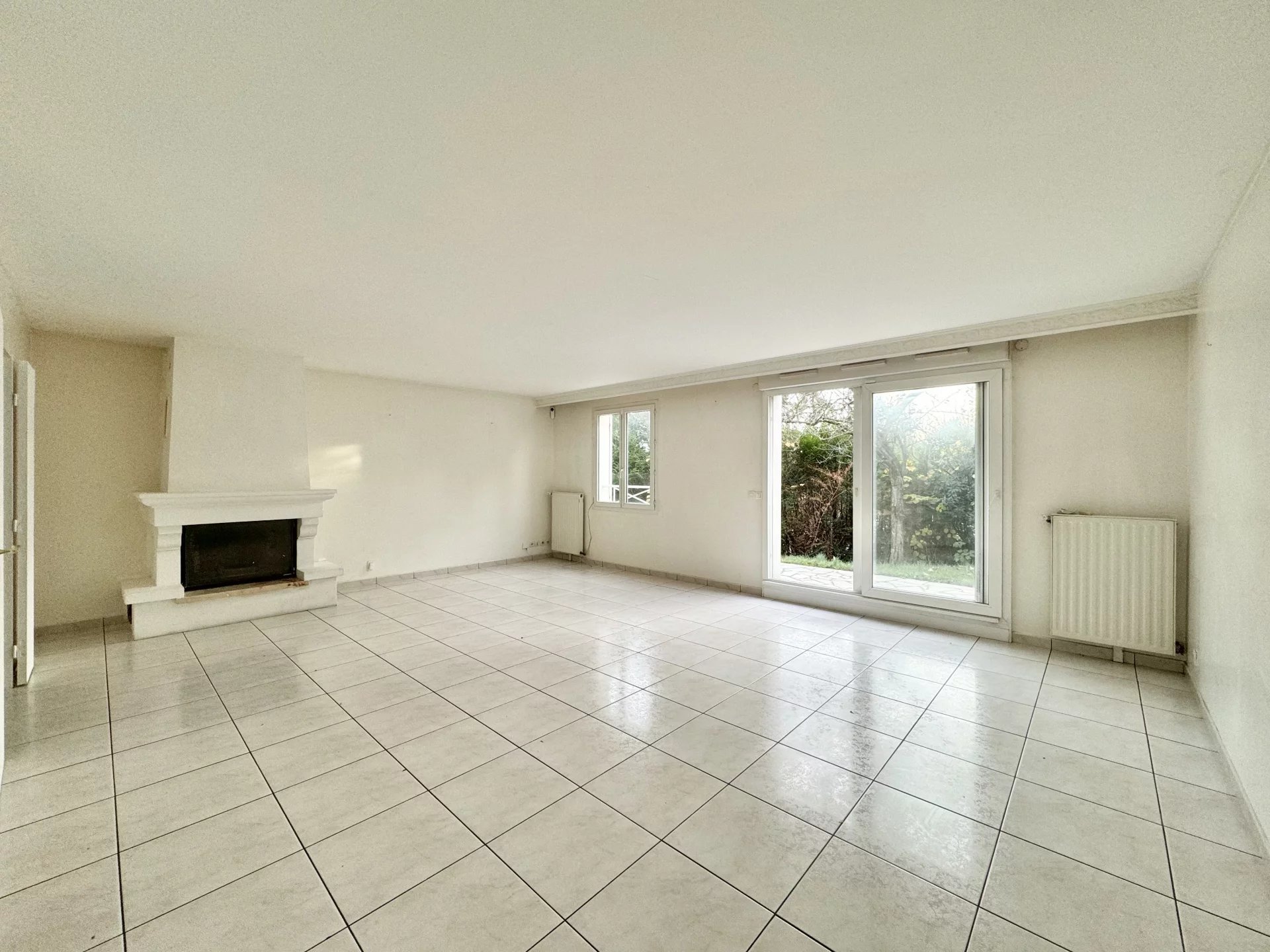 Appartement a louer  - 5 pièce(s) - 127.4 m2 - Surfyn
