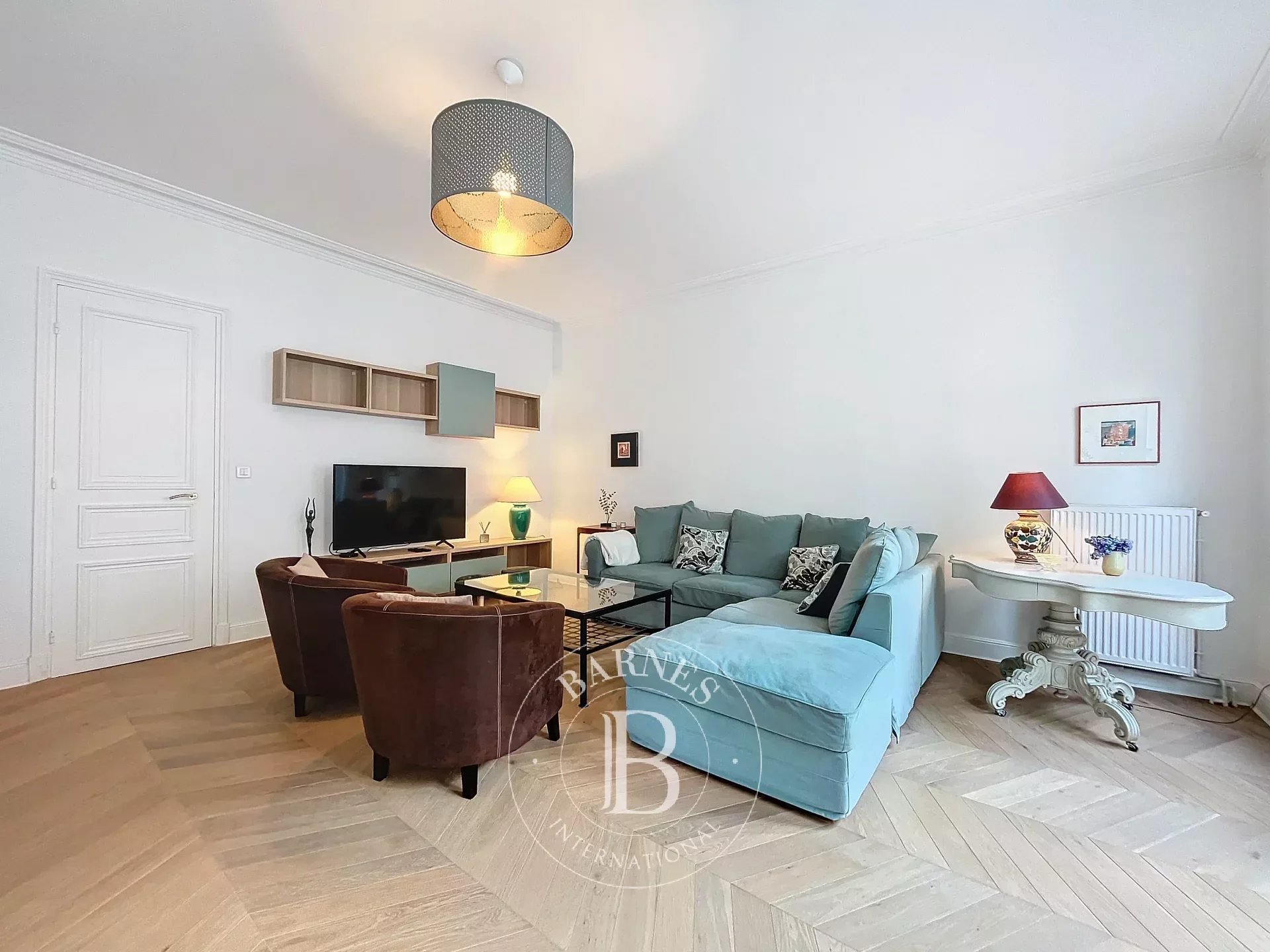 Appartement a louer paris-9e-arrondissement - 2 pièce(s) - 72.64 m2 - Surfyn