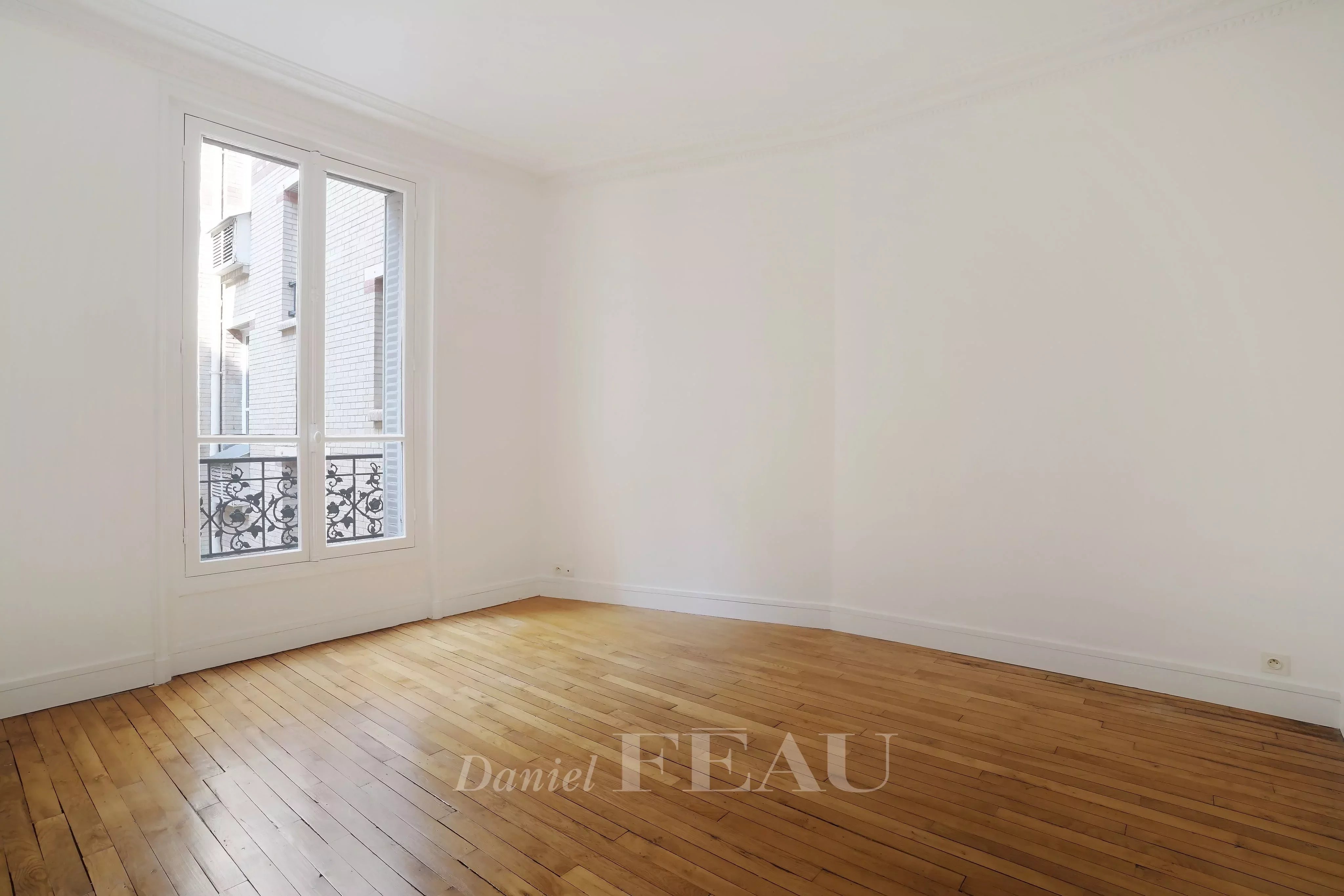 Appartement a louer paris-7e-arrondissement - 3 pièce(s) - 109.58 m2 - Surfyn
