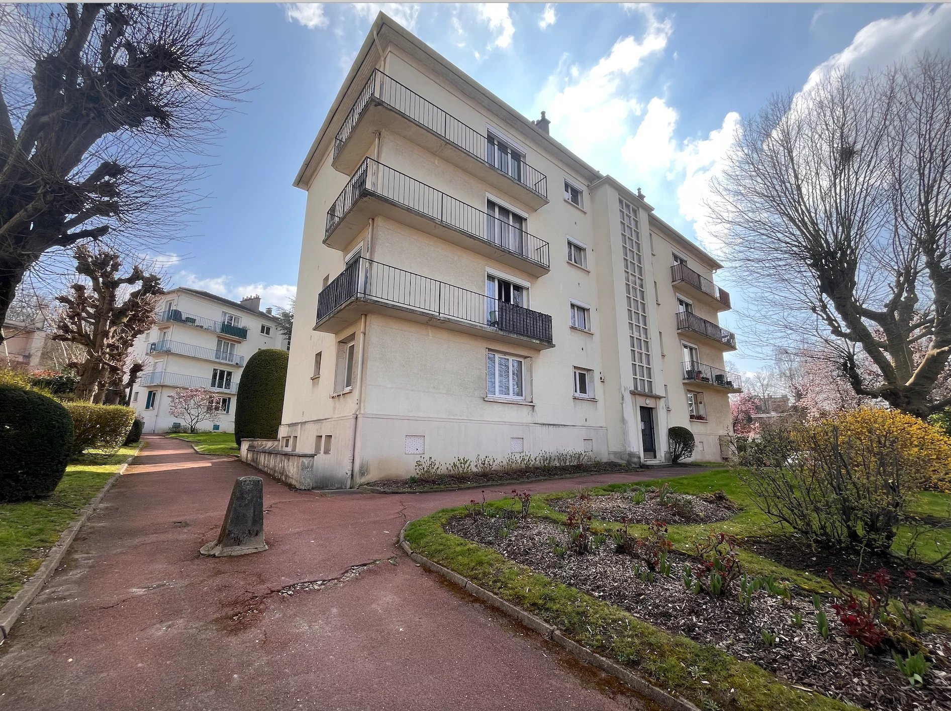 Appartement 3 pièces 54 m² Sèvres