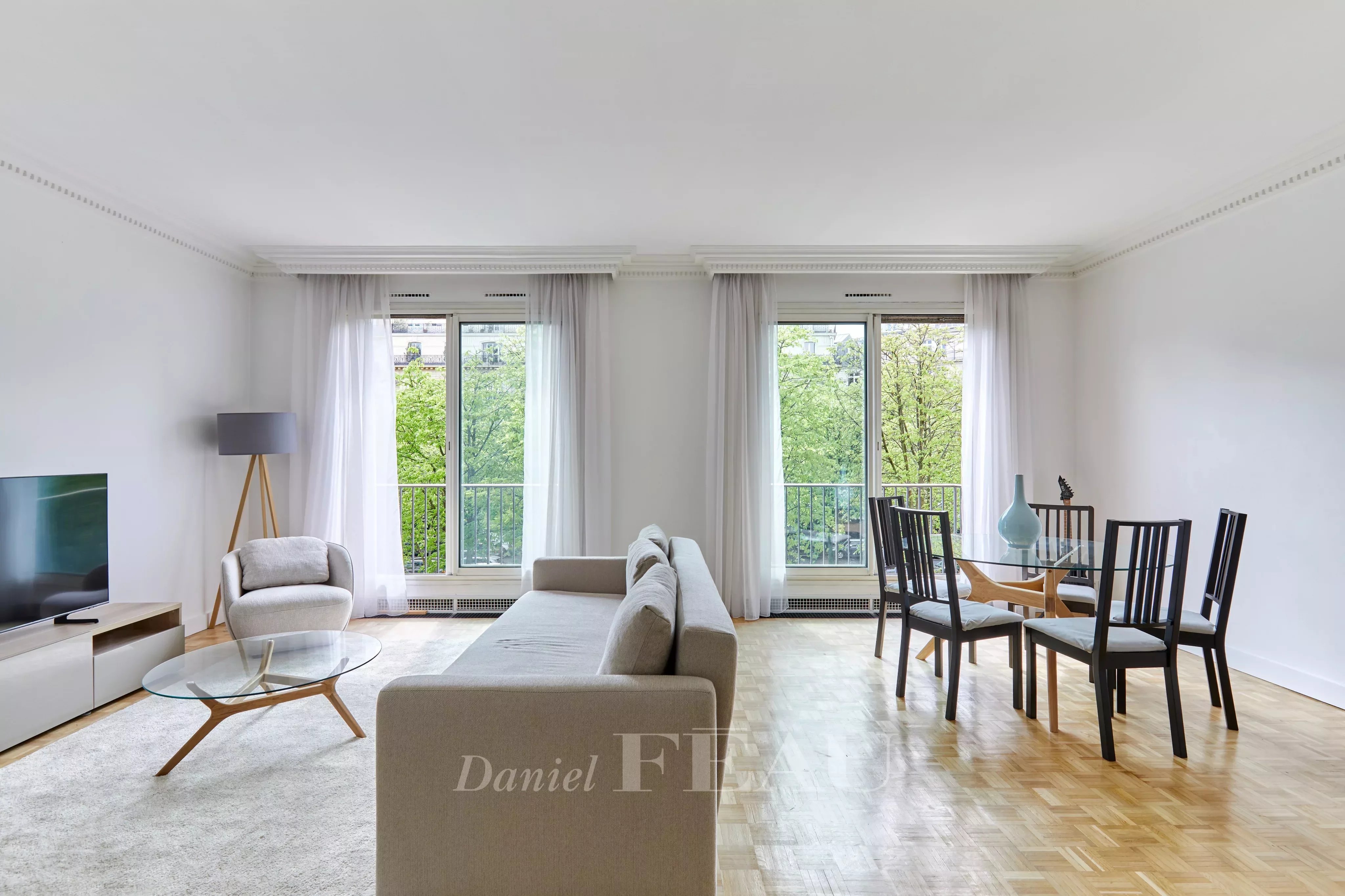 Appartement 2 pièce(s) 78 m²à louer Paris-16e-arrondissement