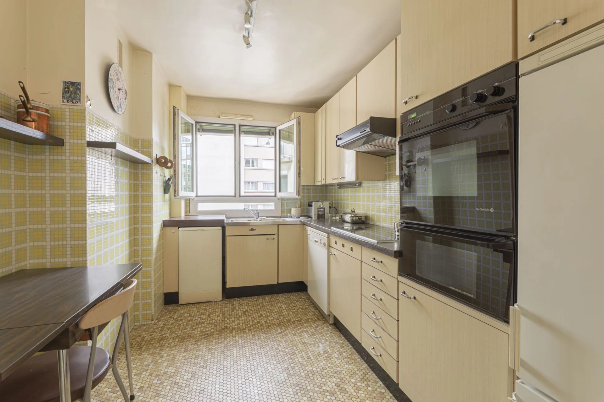 Appartement a louer paris-17e-arrondissement - 5 pièce(s) - 105.24 m2 - Surfyn