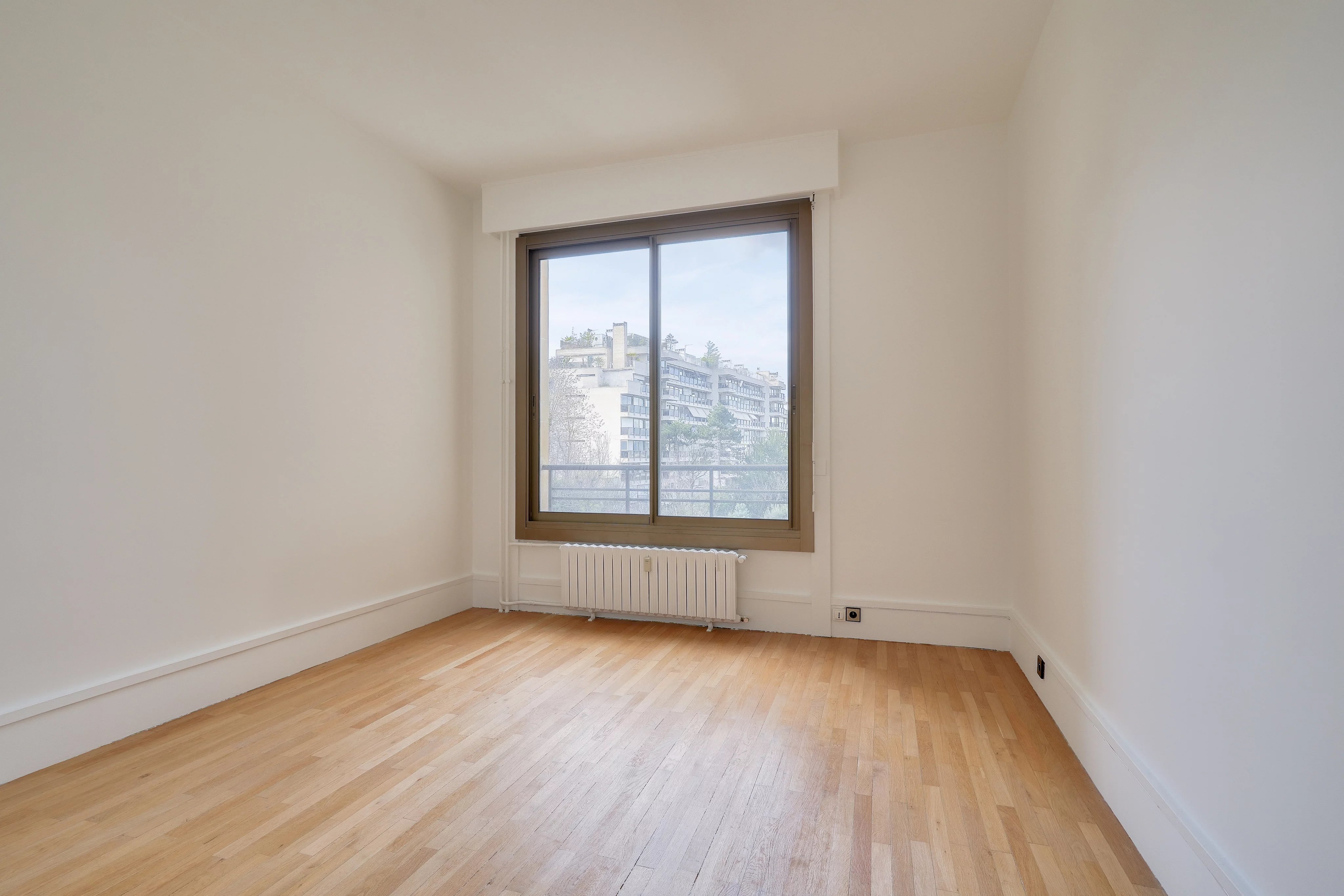 Appartement a louer  - 4 pièce(s) - 124 m2 - Surfyn