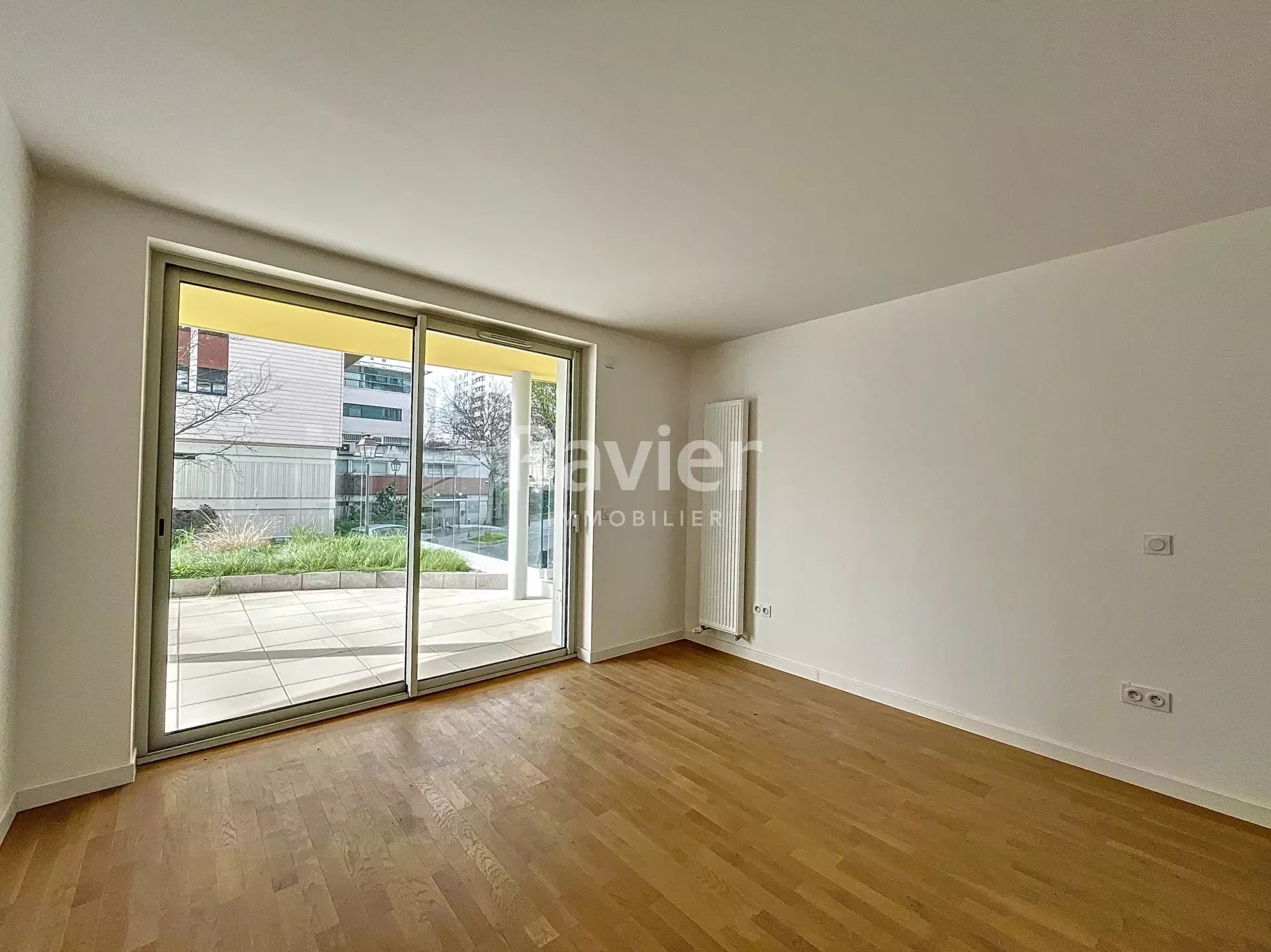 Appartement a louer  - 5 pièce(s) - 103.4 m2 - Surfyn
