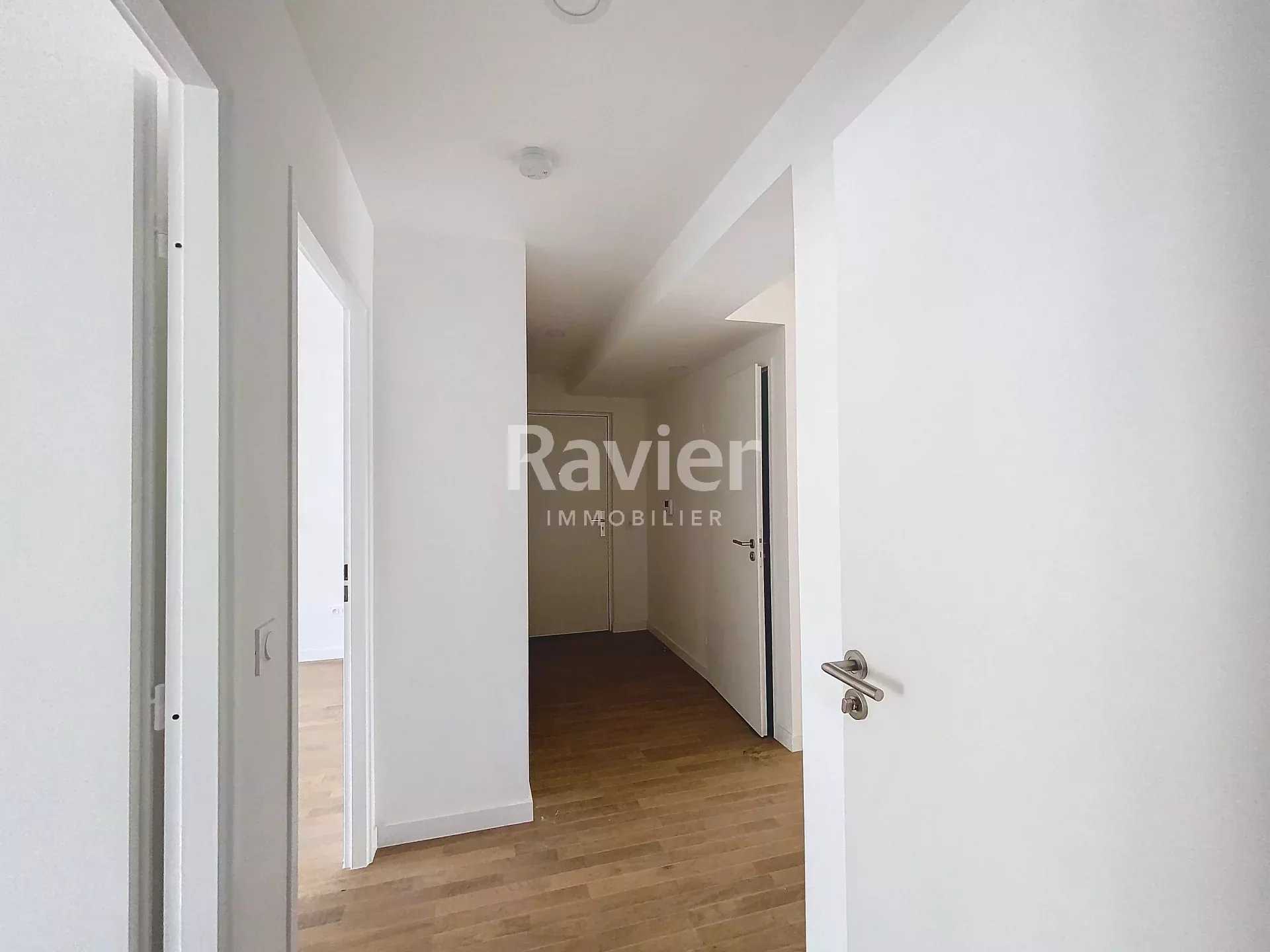 Appartement a louer  - 4 pièce(s) - 86.1 m2 - Surfyn