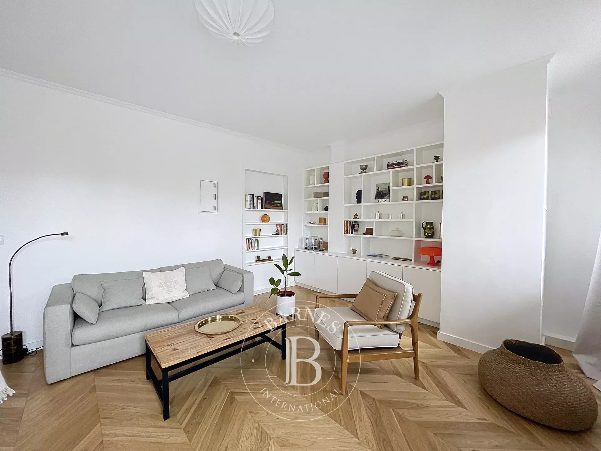 Appartement a louer paris-17e-arrondissement - 3 pièce(s) - 69.48 m2 - Surfyn