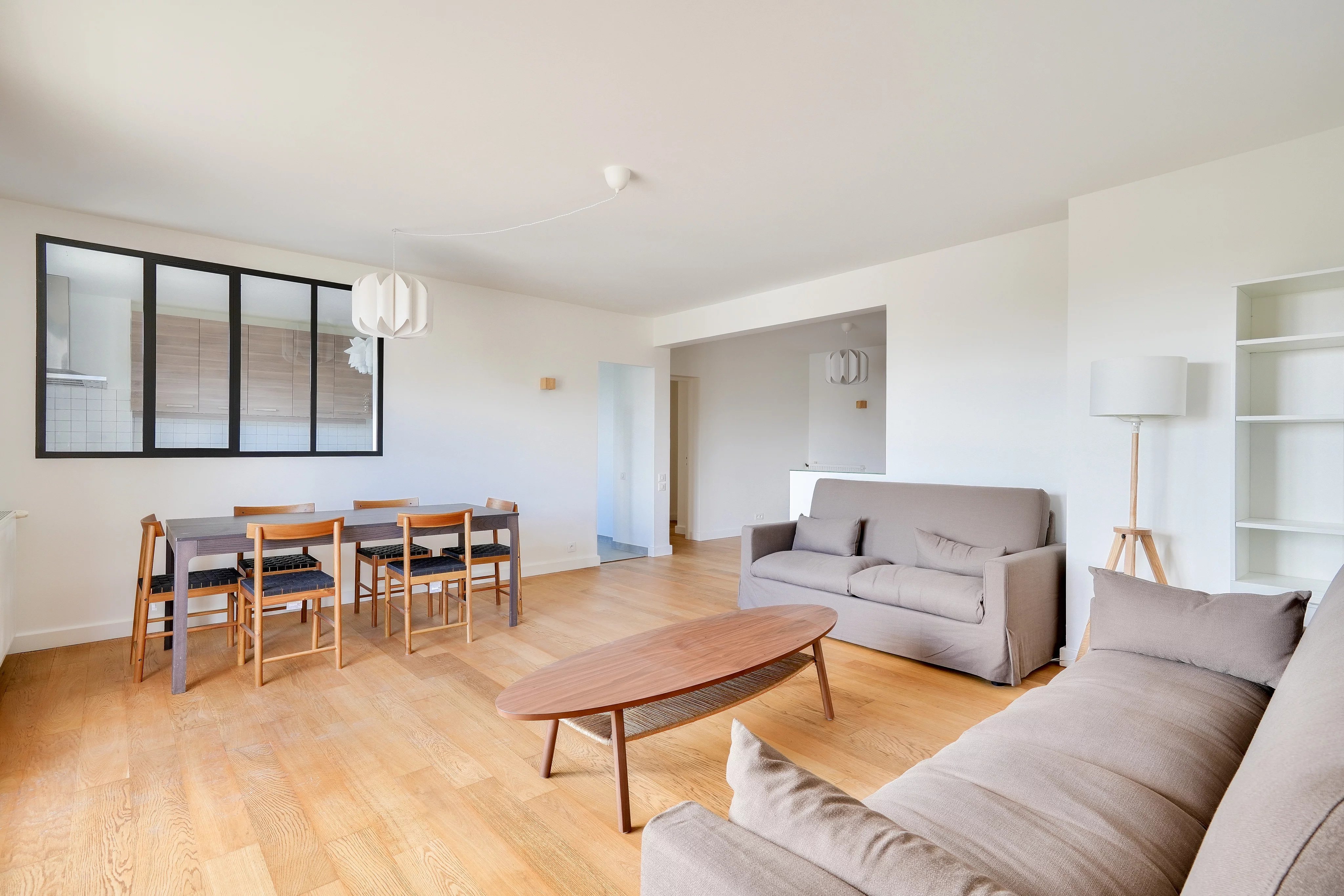 Appartement a louer  - 4 pièce(s) - 121 m2 - Surfyn