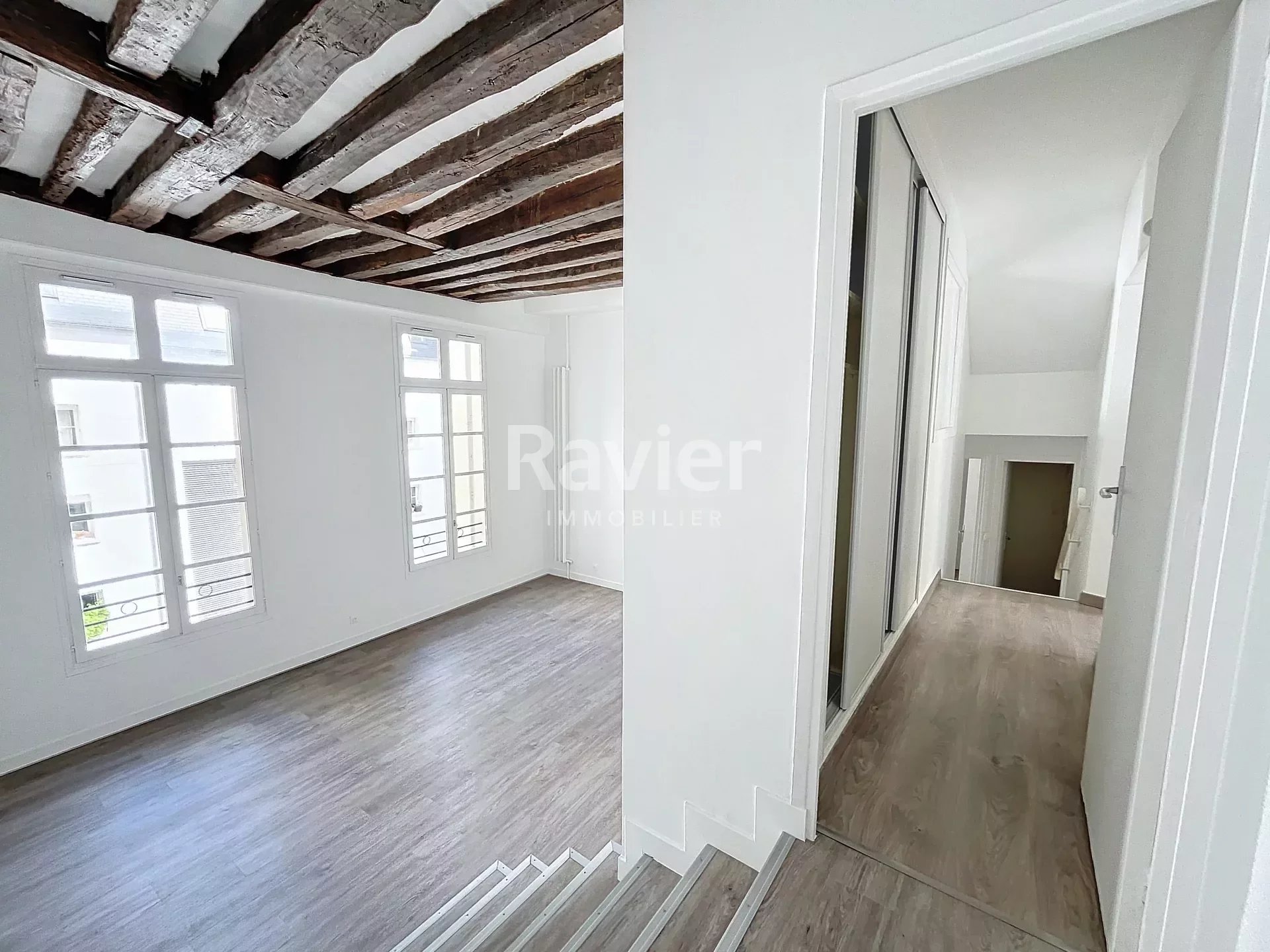 Appartement a louer paris-4e-arrondissement - 4 pièce(s) - 90 m2 - Surfyn