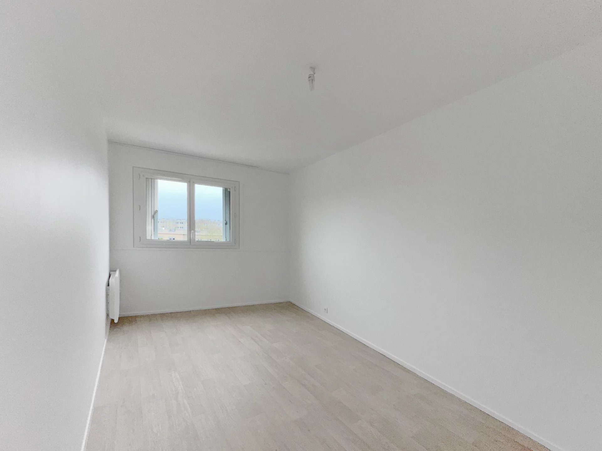 Appartement a louer  - 2 pièce(s) - 53.56 m2 - Surfyn