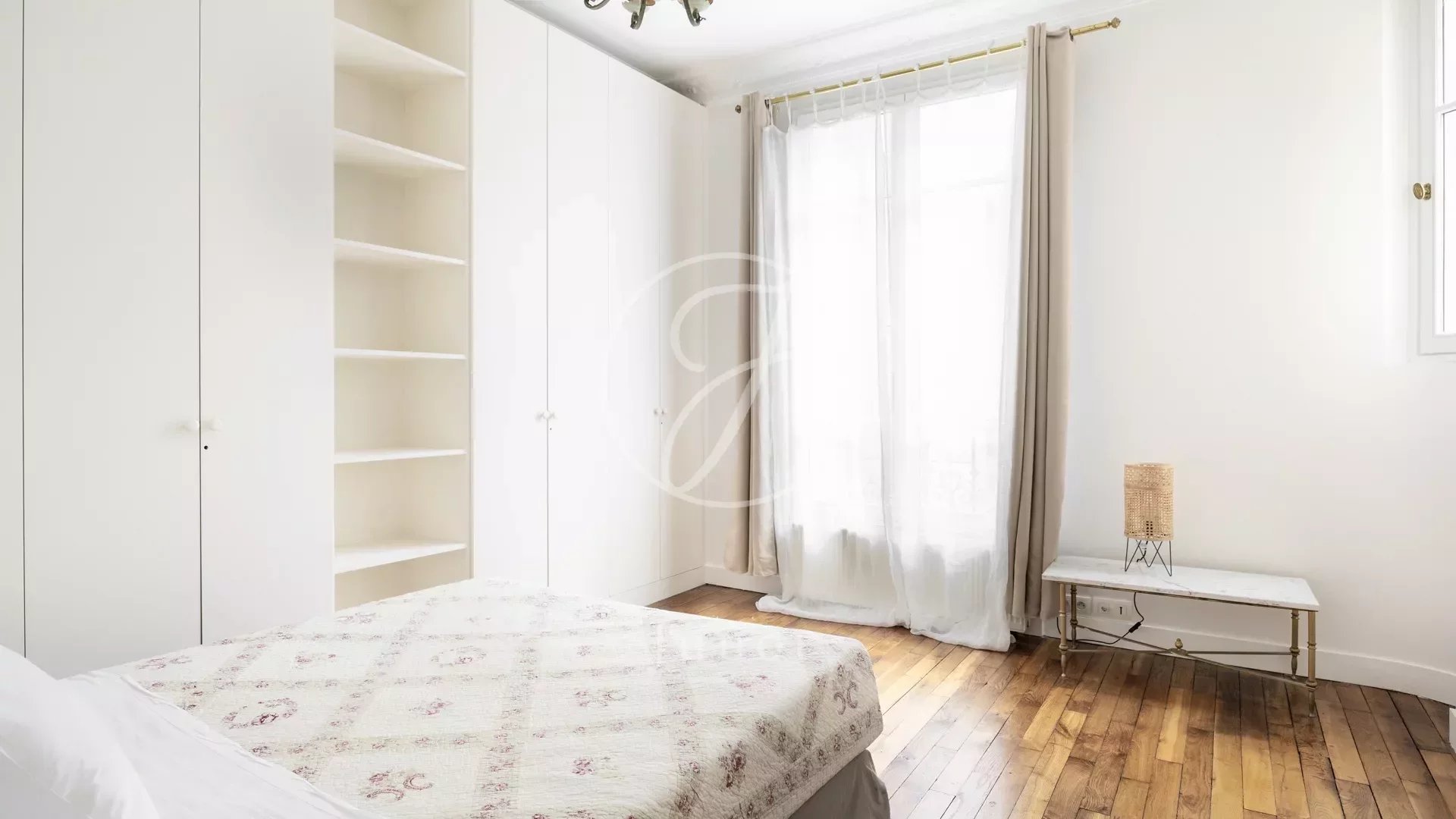 Appartement a louer paris-7e-arrondissement - 4 pièce(s) - 125.67 m2 - Surfyn