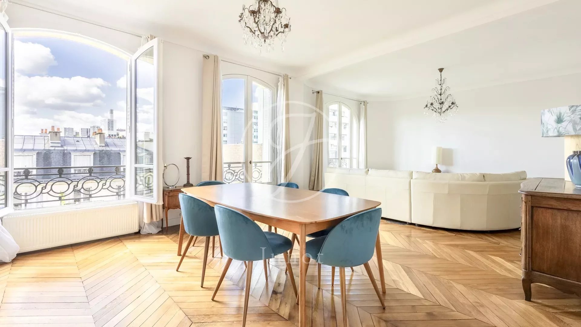 Appartement a louer paris-7e-arrondissement - 4 pièce(s) - 125.67 m2 - Surfyn