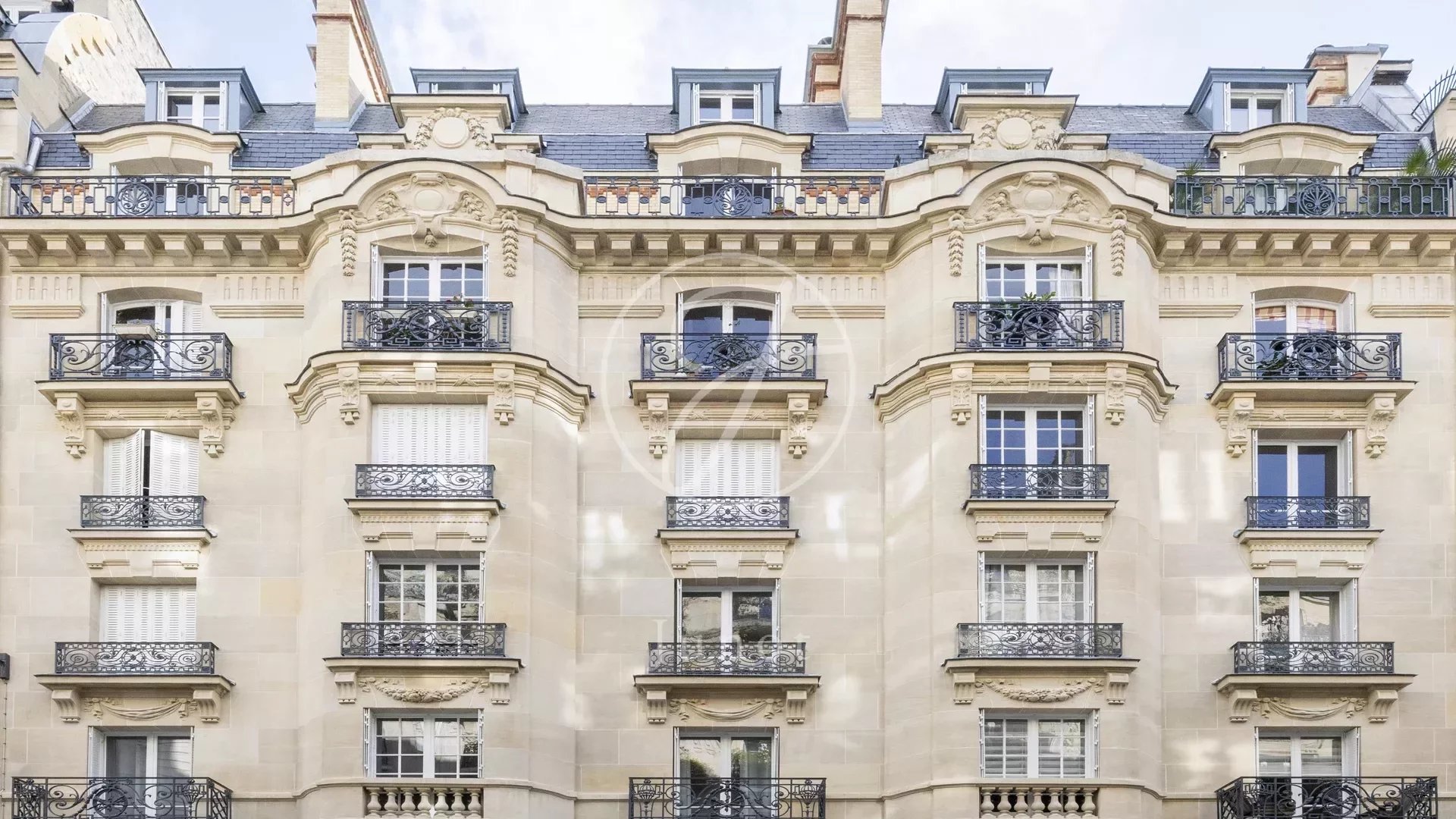 Appartement a louer paris-7e-arrondissement - 5 pièce(s) - 123.78 m2 - Surfyn