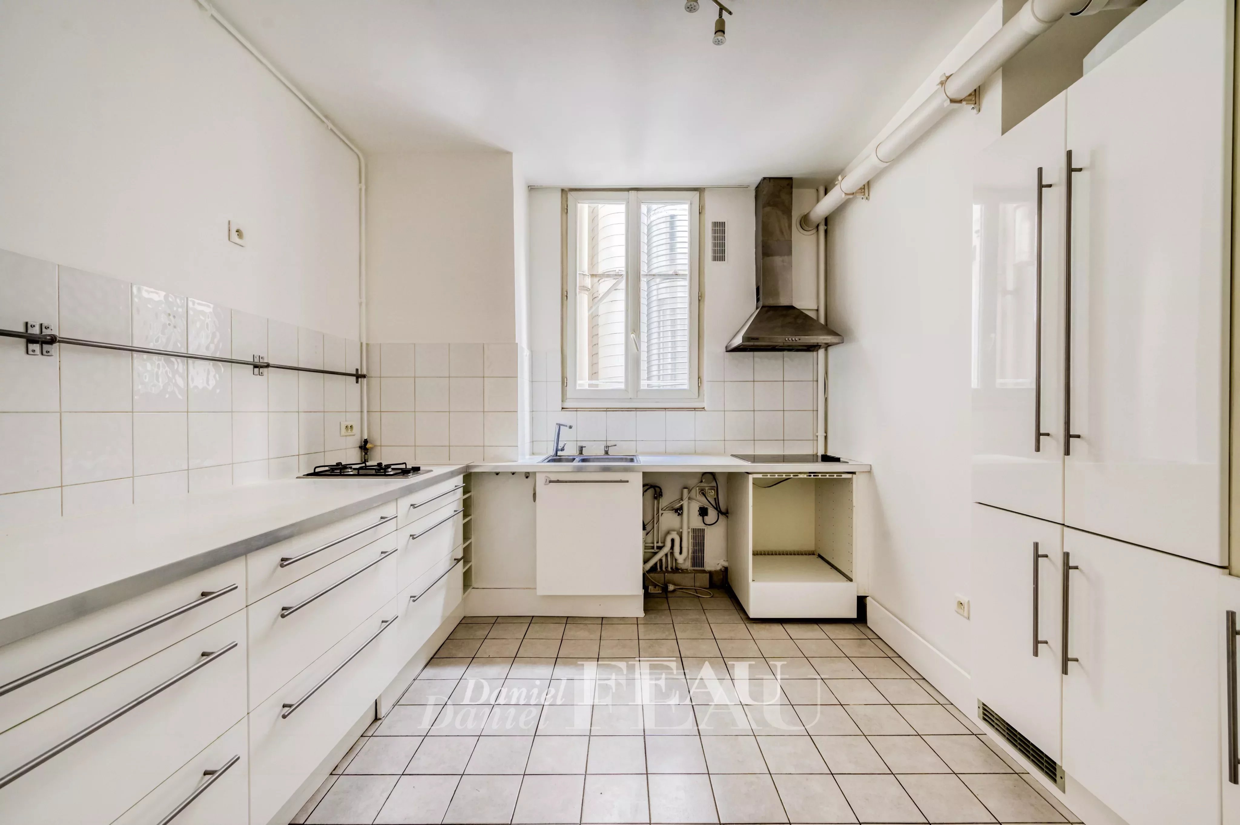 Appartement a louer paris-4e-arrondissement - 4 pièce(s) - 112.7 m2 - Surfyn