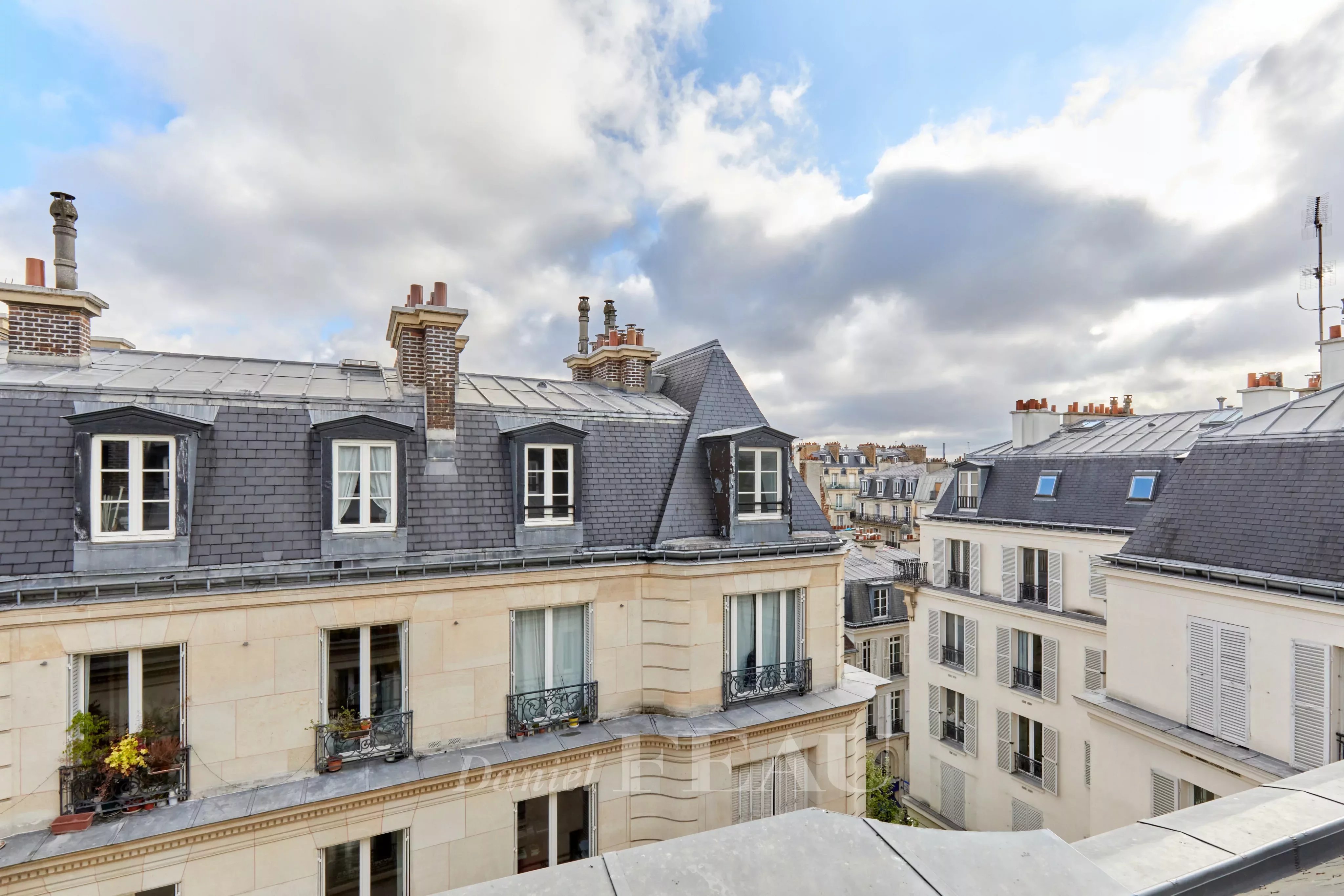Appartement a louer paris-4e-arrondissement - 3 pièce(s) - 54 m2 - Surfyn
