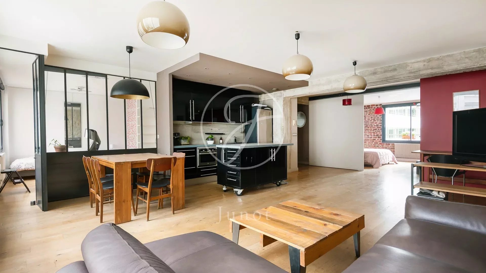 Appartement a louer paris-10e-arrondissement - 4 pièce(s) - 104.21 m2 - Surfyn