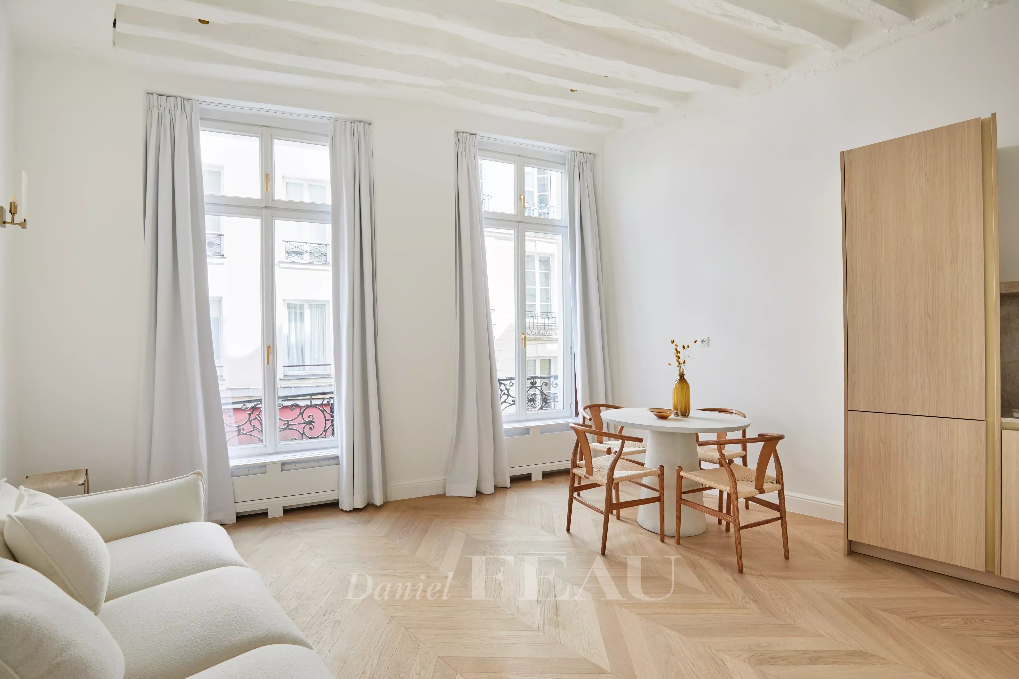 Appartement 1 pièce(s) 43.93 m²à vendre Paris-6e-arrondissement