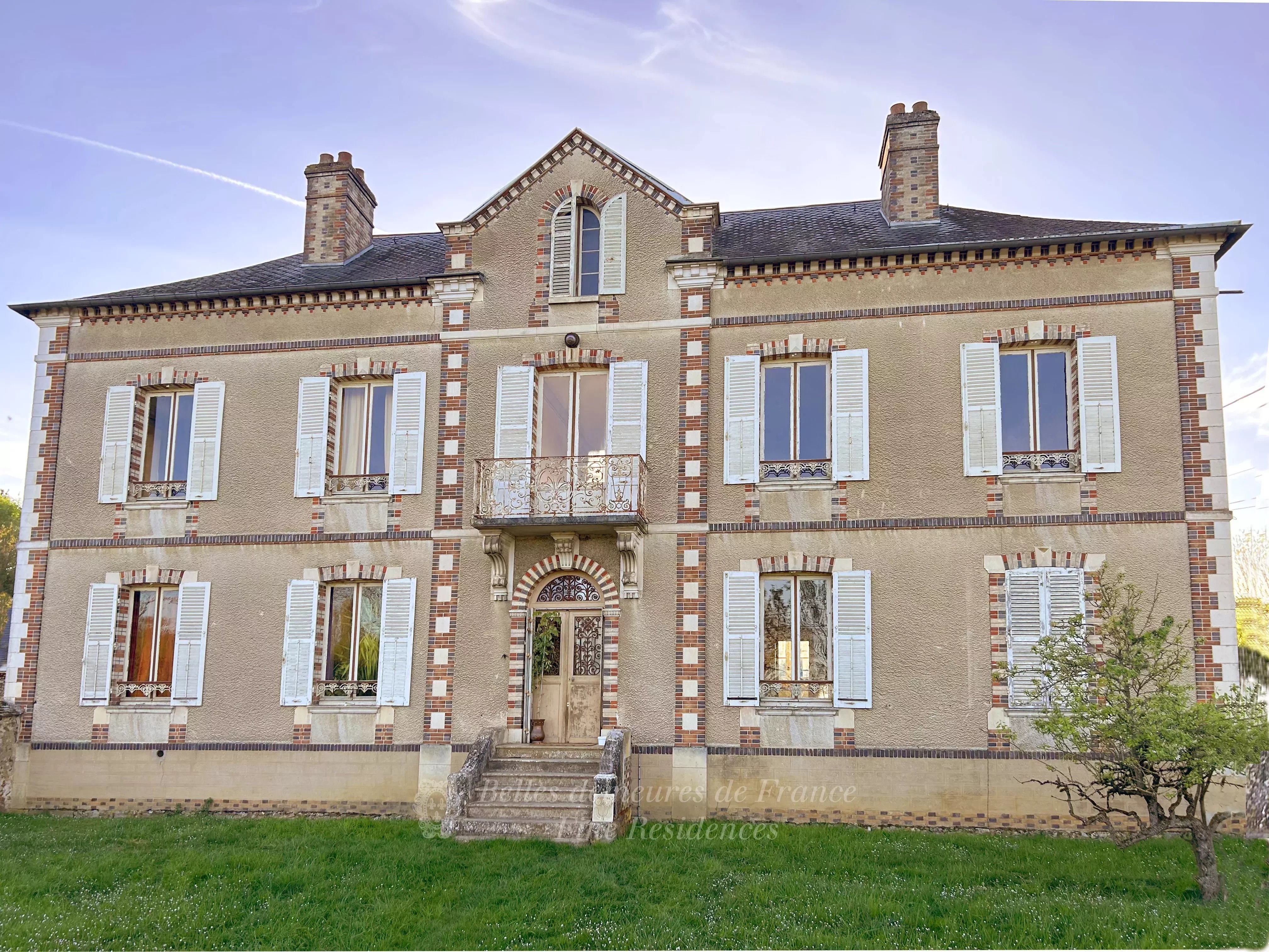 Maison 12 pièces 330 m² Villeneuve-sur-Yonne