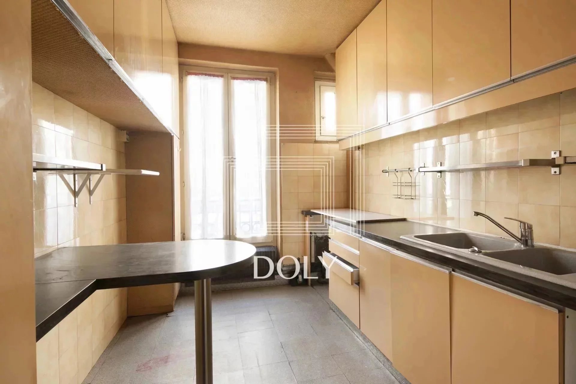 Appartement a louer paris-20e-arrondissement - 3 pièce(s) - 97 m2 - Surfyn