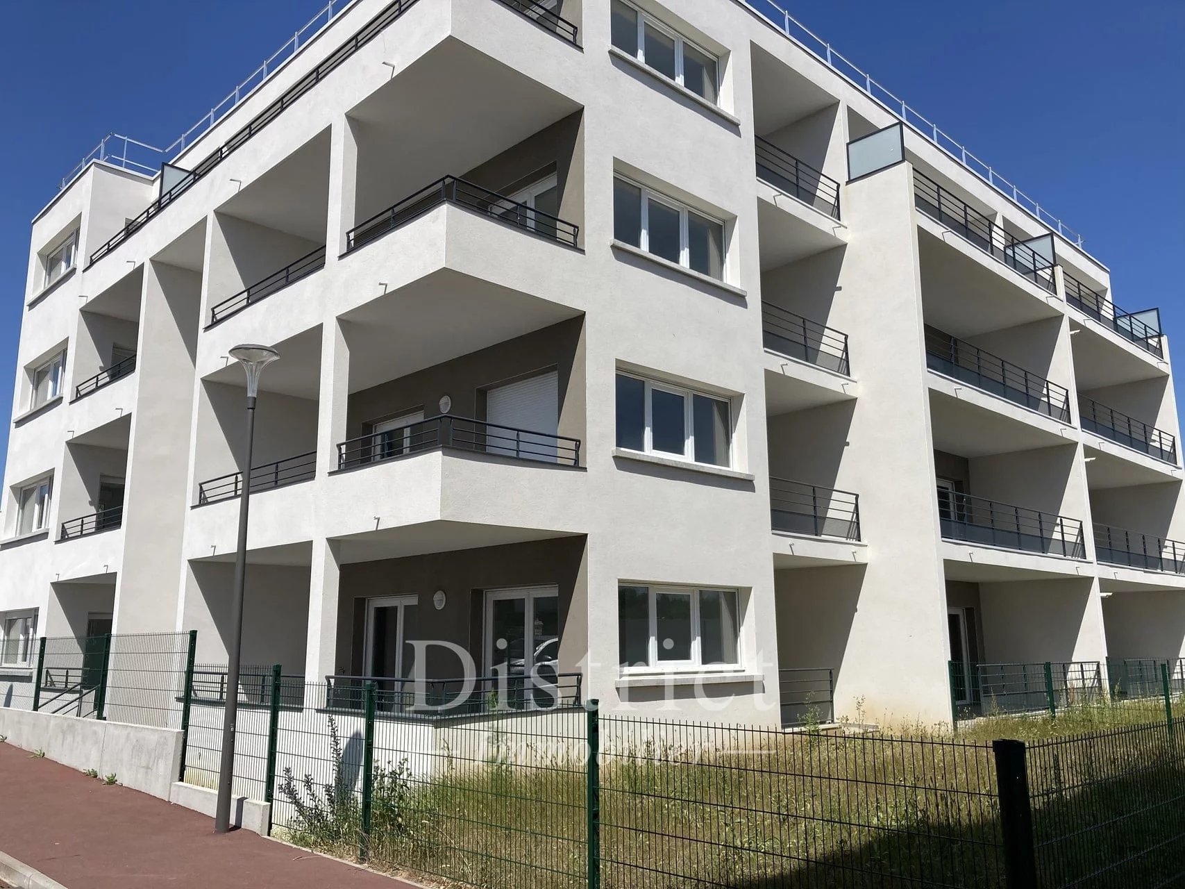 Appartement 2 pièces 48 m² Cannes-Écluse