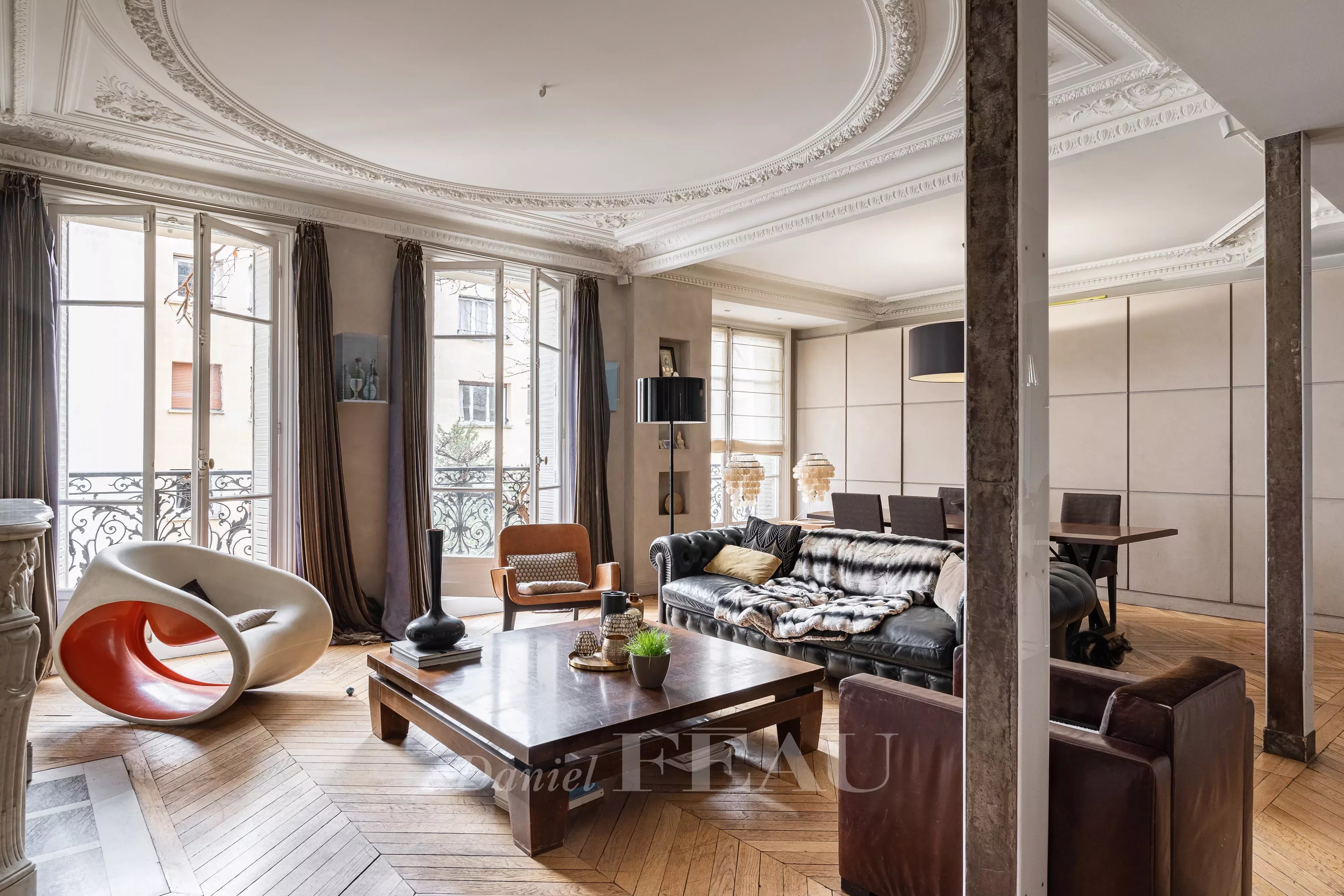 Appartement 7 pièce(s) 150.62 m²à vendre Neuilly-sur-seine